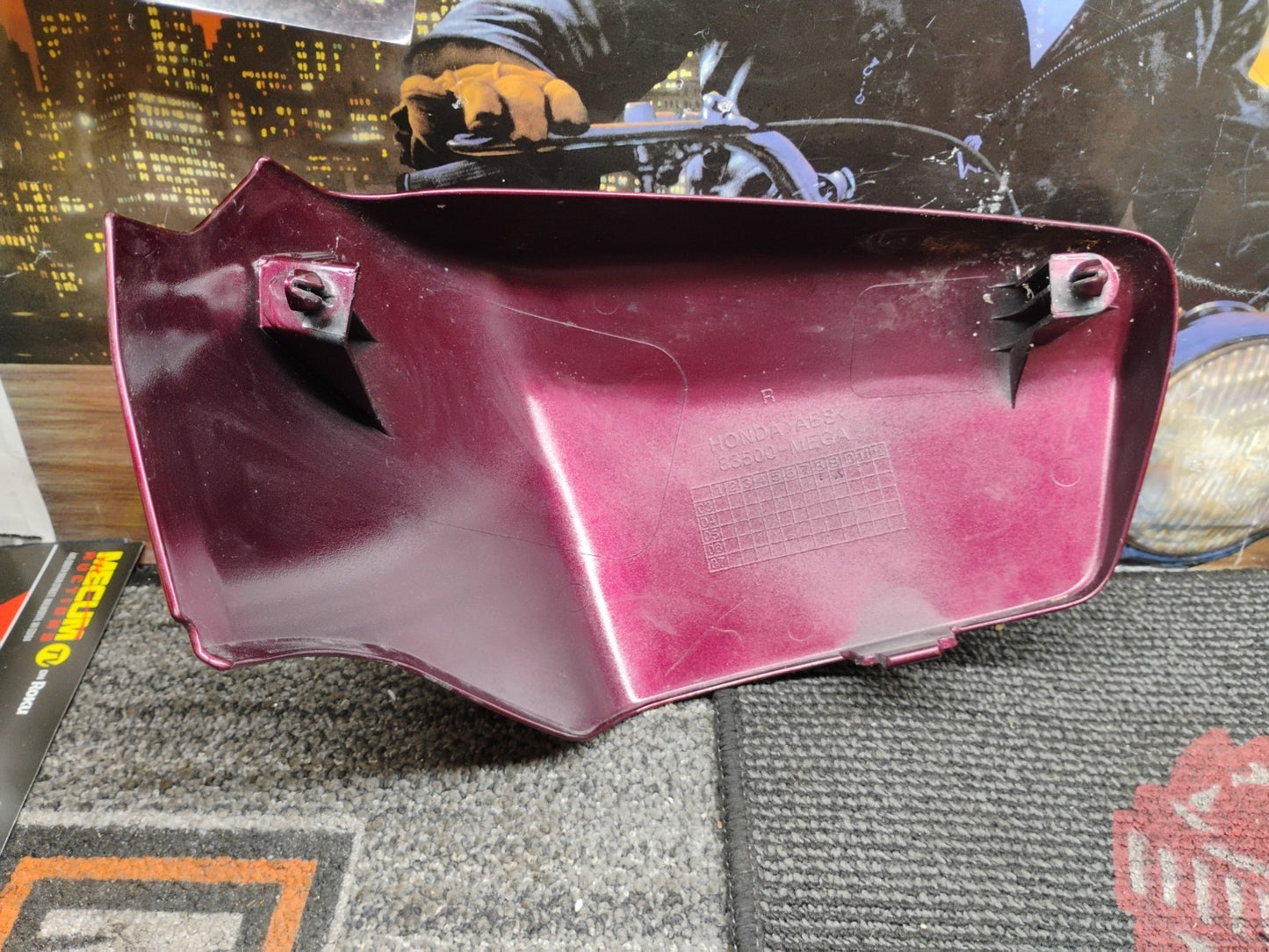 Red Right Side Cover H174 for Honda VT750 Shadow