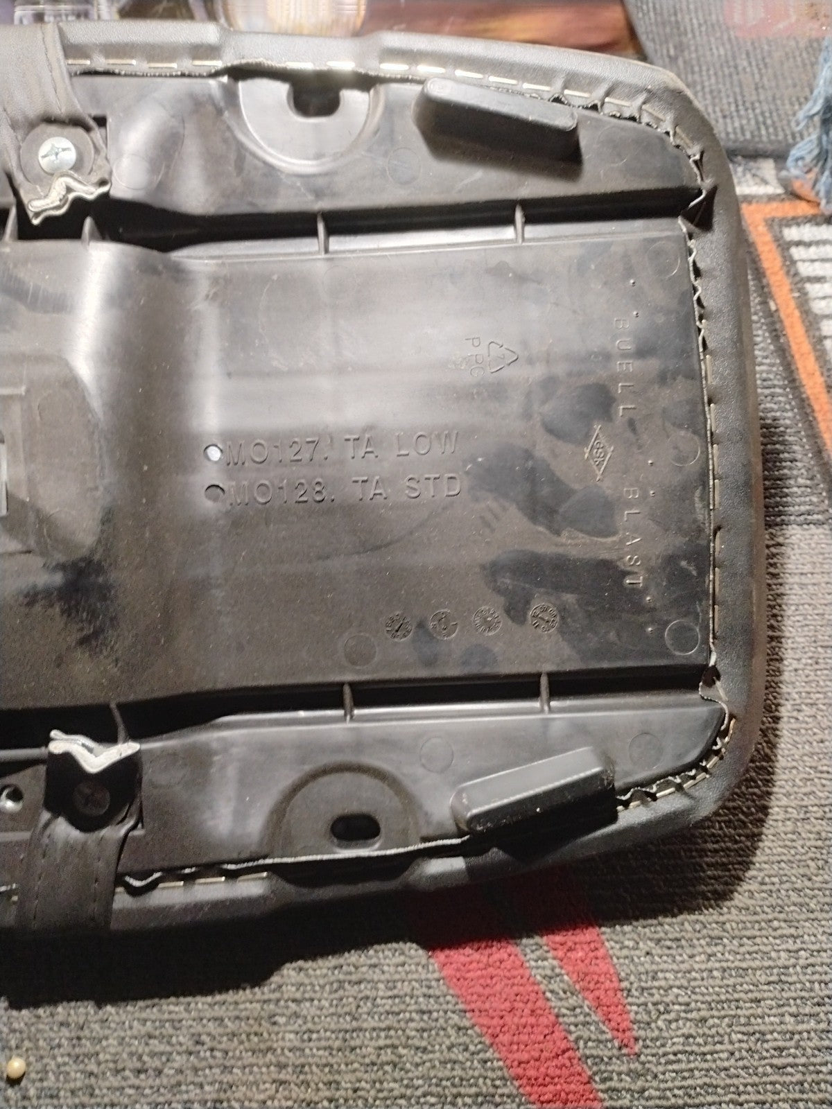 01 Buell Blast P3 500 seat