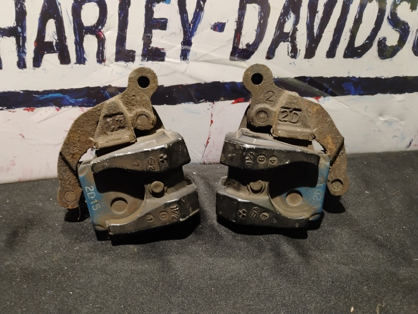 2006 Kawasaki KL650a front brake calipers
