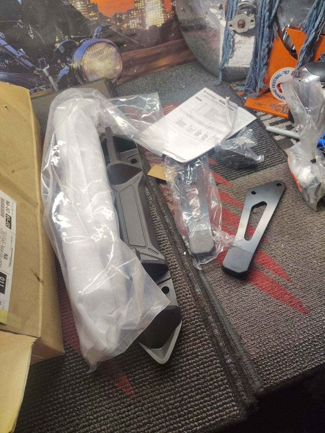 SUZUKI SIDE CASE BRACKETS 2022-2023 GSX-S 1000GT OEM GENUINE NEW 93700-48810