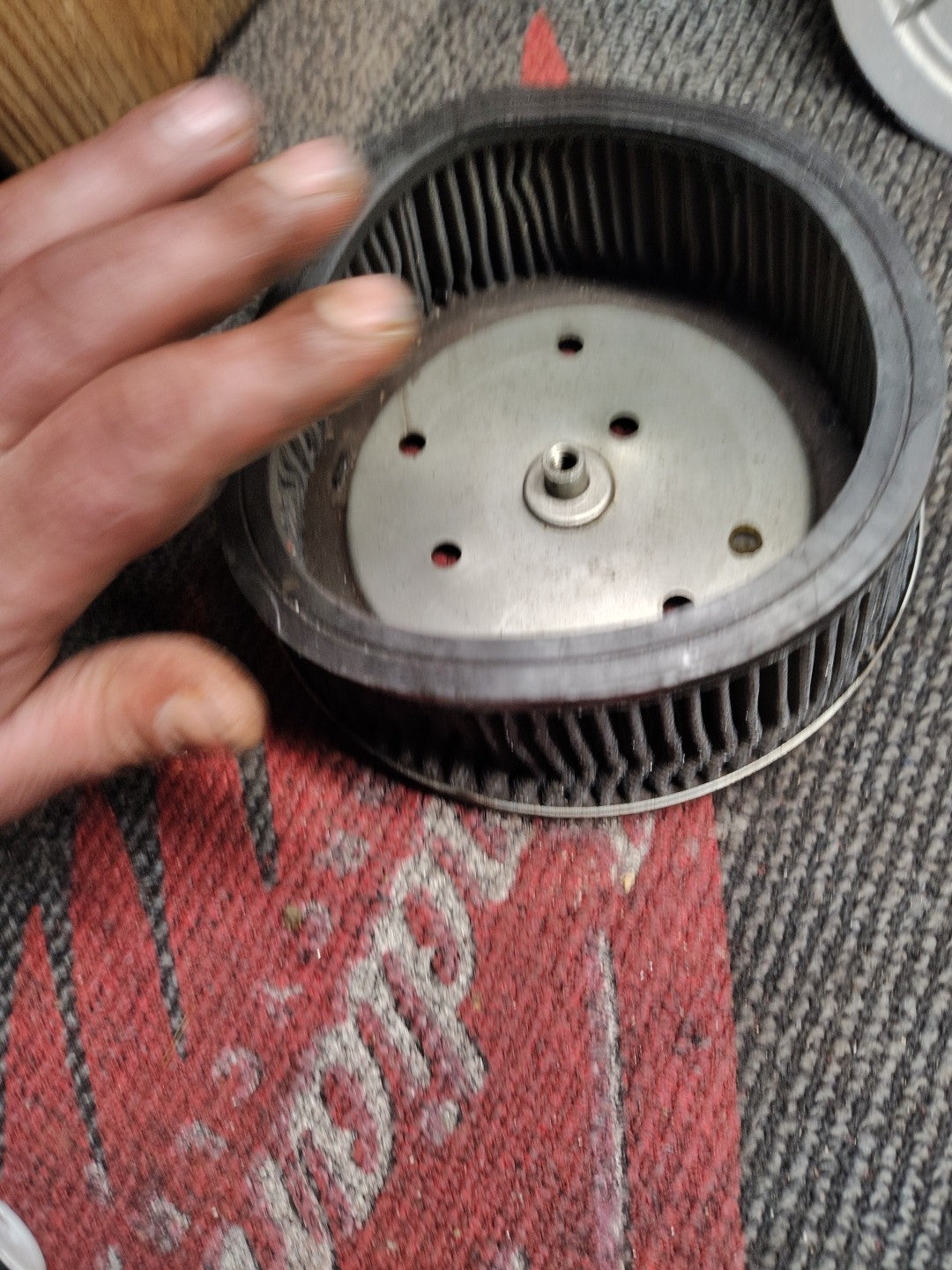 29478- 05 Harley Davidson Electra Ultra Classic AIR CLEANER BACKING PLATE