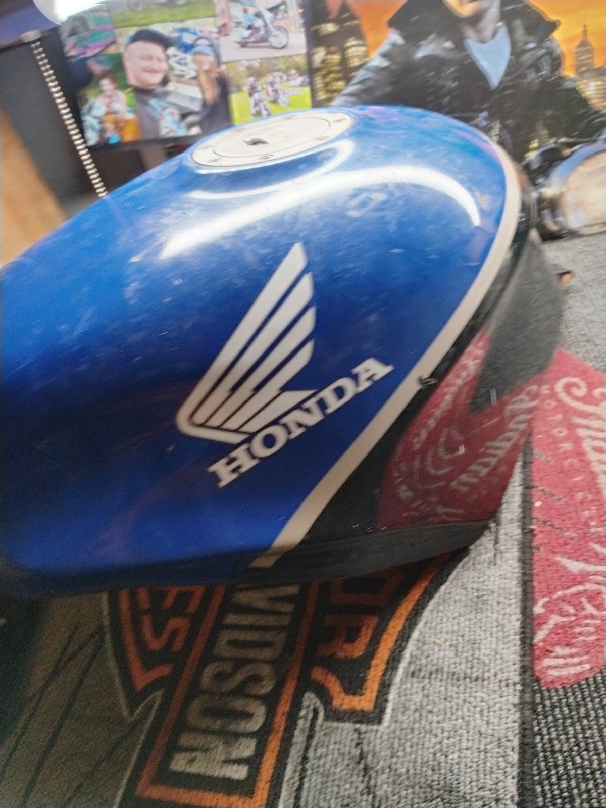 1991-1994 Honda CBR600 F2 gas tank fuel tank no dents