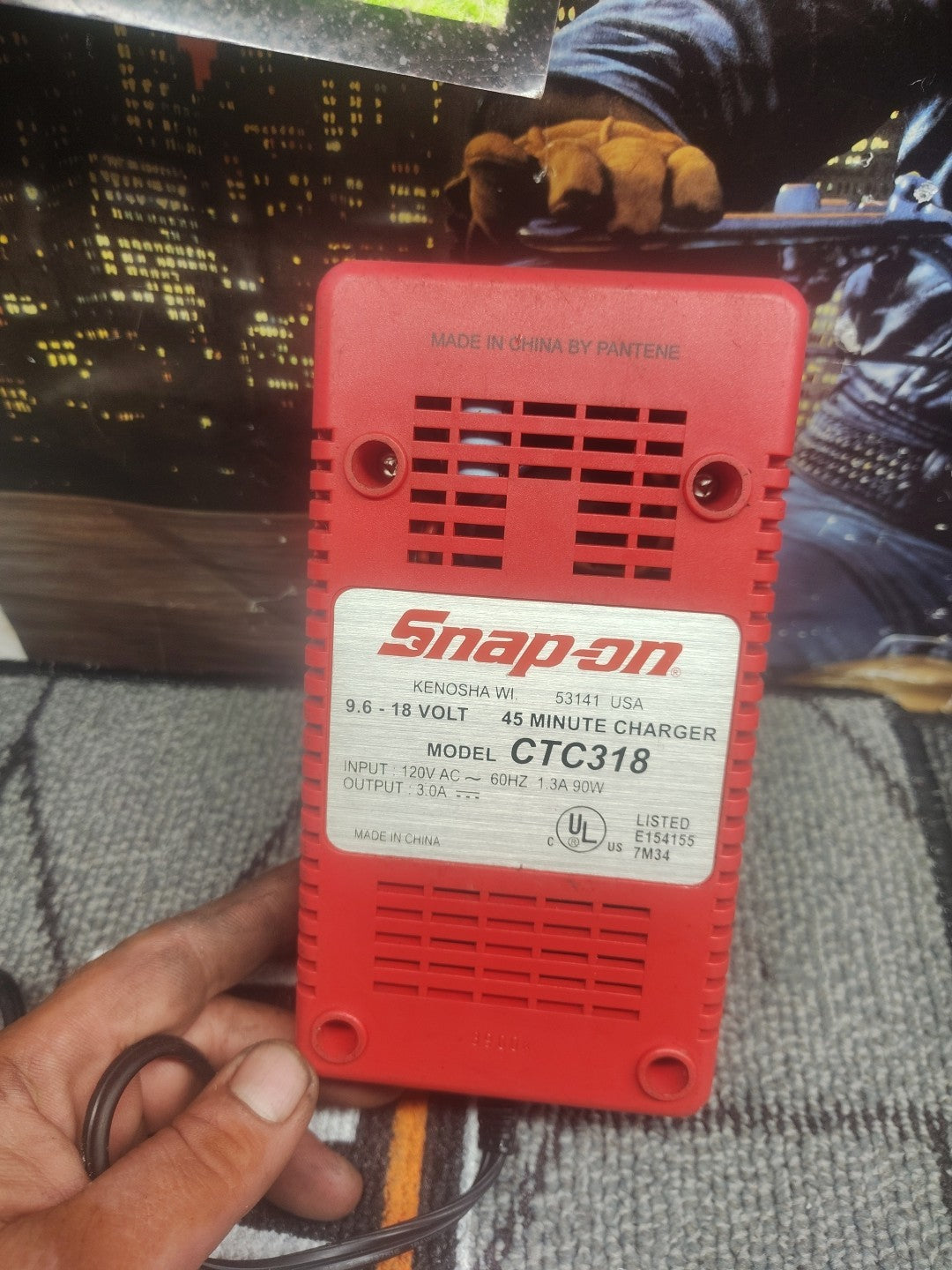 Snap on CT 3850 cordless impact needs batteries