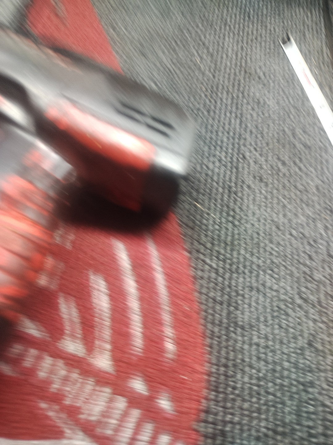 Snap on CT 3850 cordless impact needs batteries