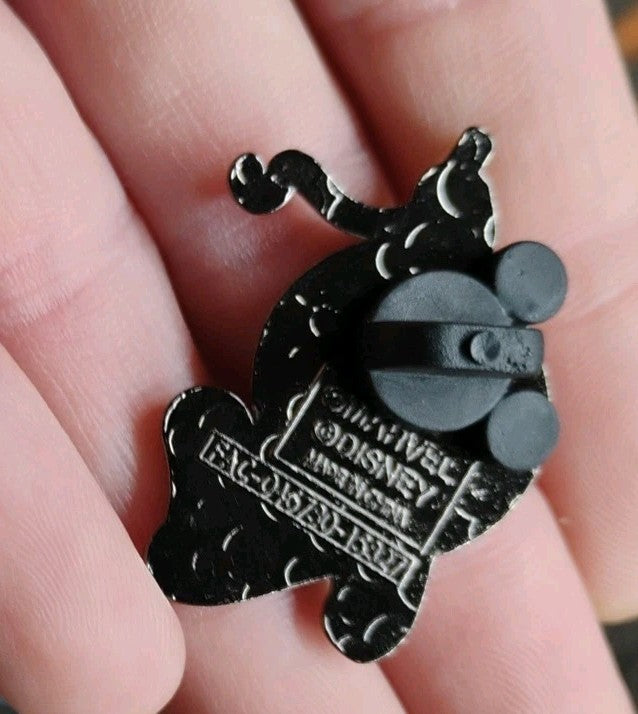 Disney MARVEL SPIDER MAN Art pin