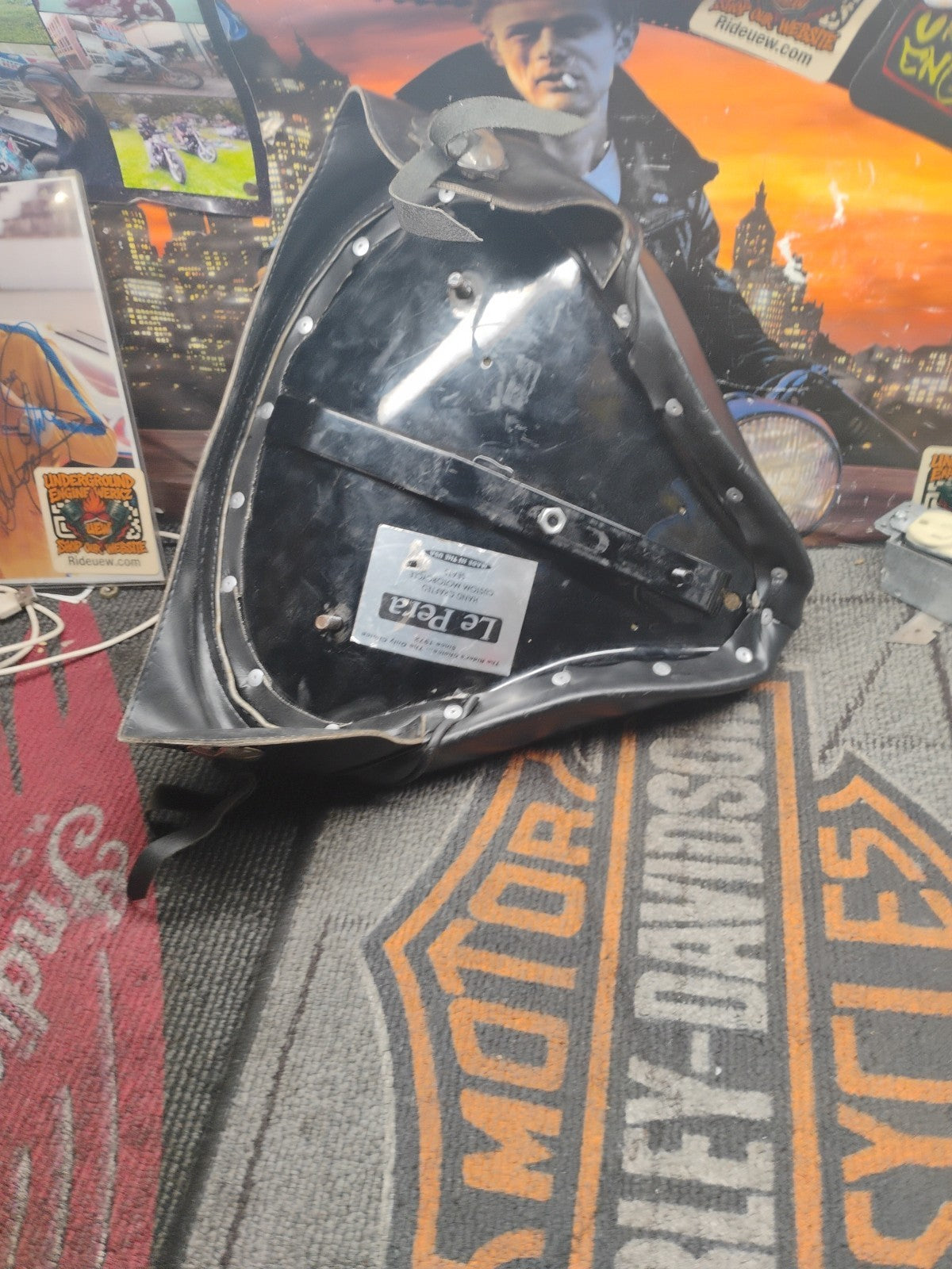 LE Pera Moto Motorcycle Motorbike Spring Mounted Solo Seat Skirt & Conchos
