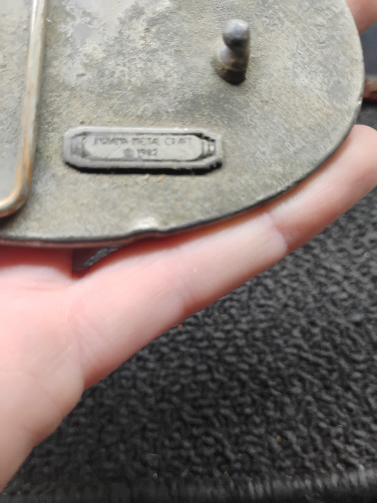 Vintage 1982 Indiana Metal Craft 18 Wheeler Truck Wreath Stars Belt Buckle