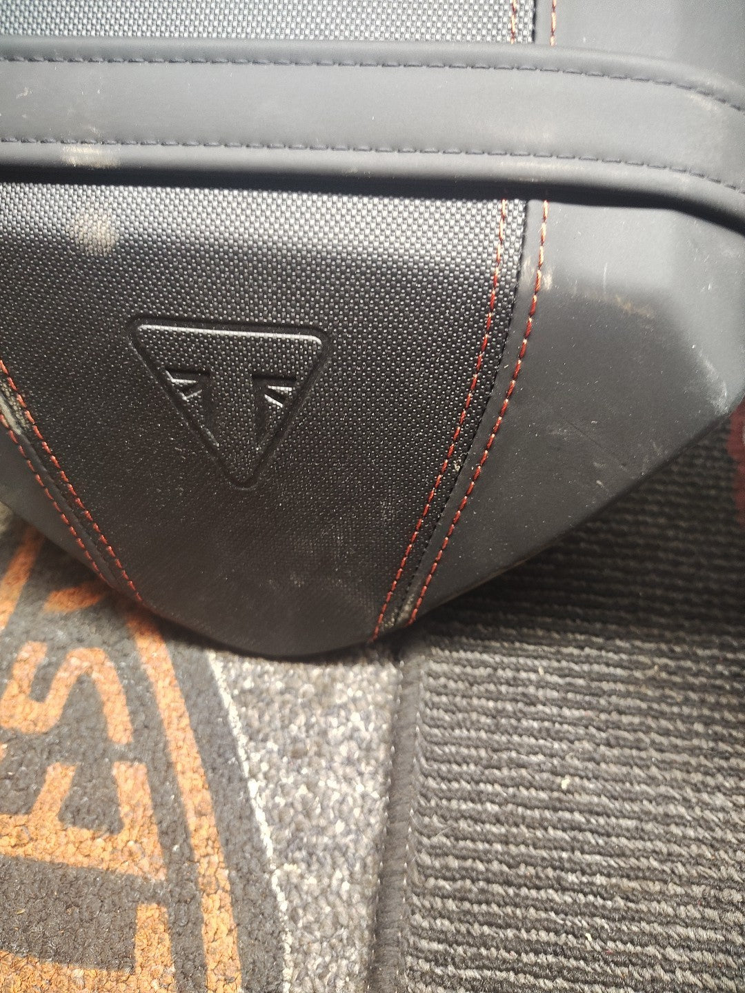 T2309818 GENUINE TRIUMPH SPEED TRIPLE R BLACK AND RED PILLION SEAT