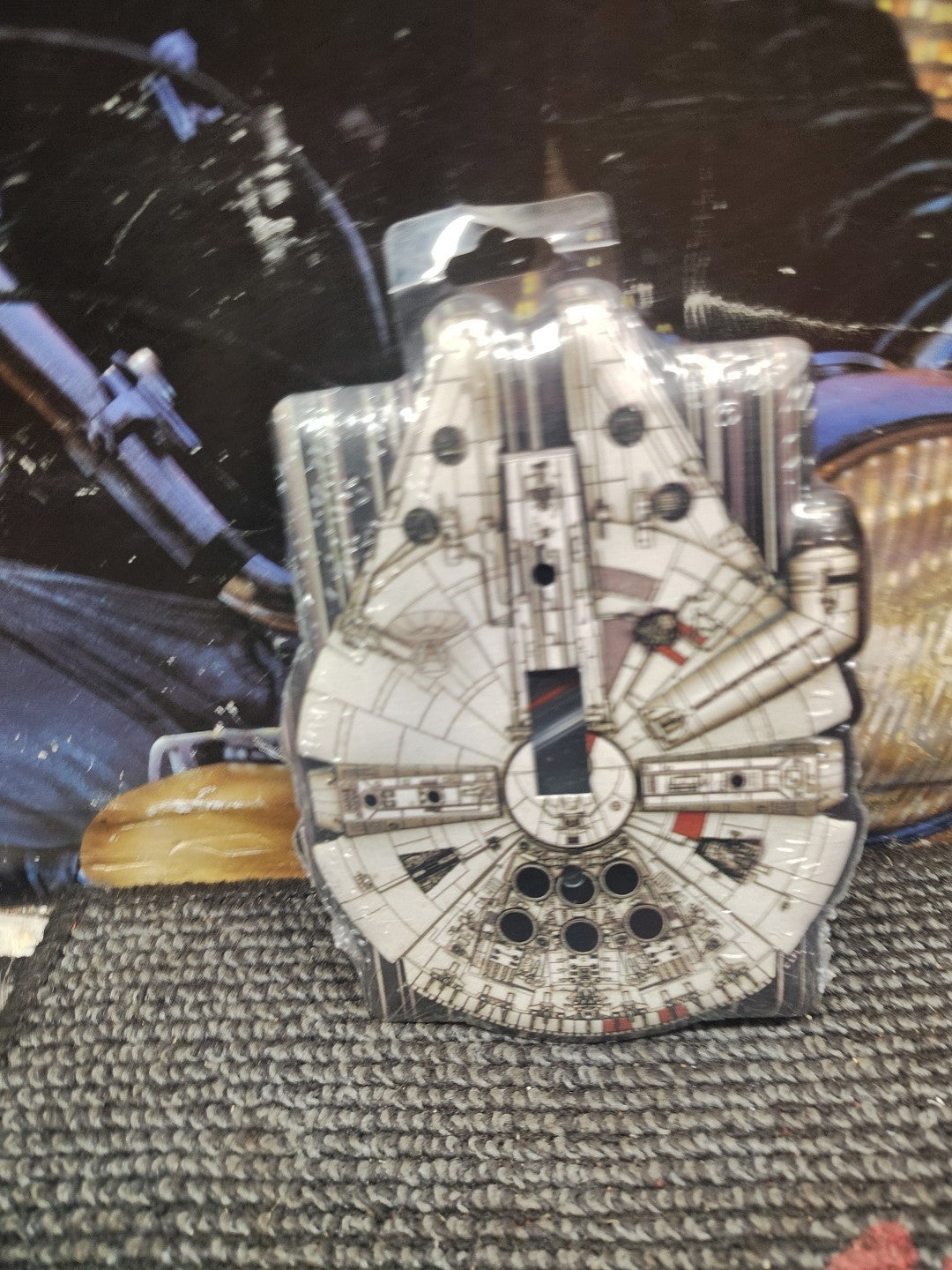 STAR WARS MILLENNIUM FALCON LIGHT SWITCH COVER