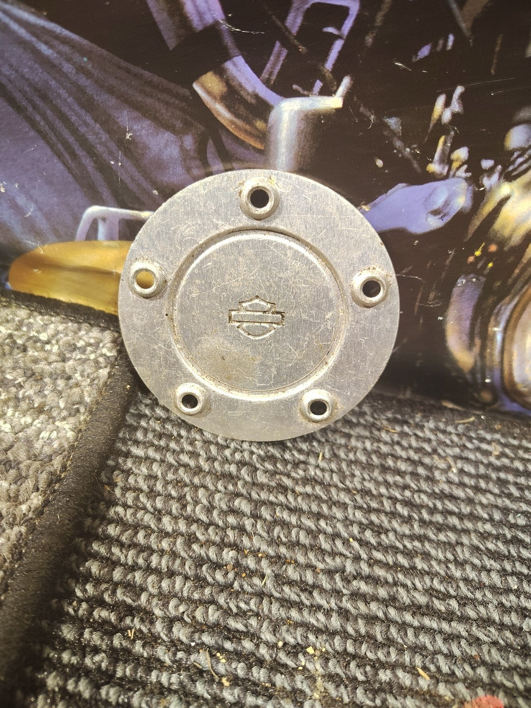 HARLEY-DAVIDSON OEM TWIN CAM TIMER COVER with mounting bolts five hole Harley