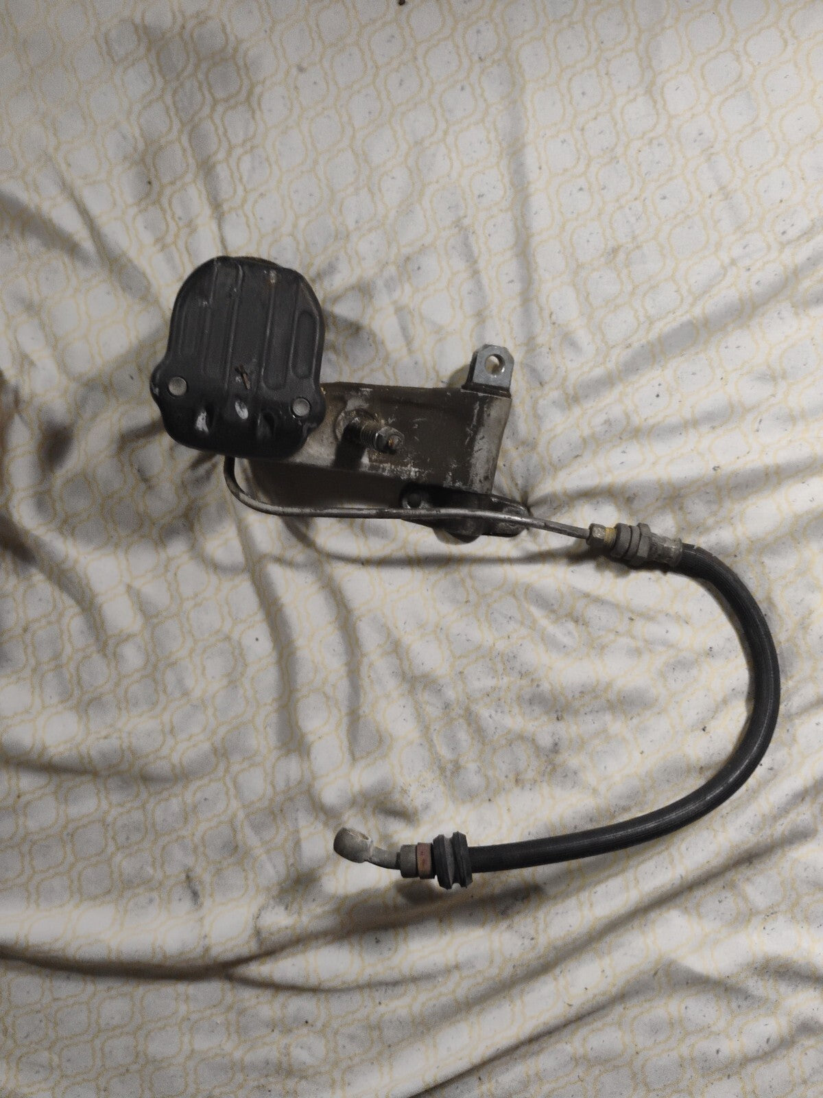 1973 HONDA CB500K2 CB500 (#440) FRONT BRAKE CALIPER