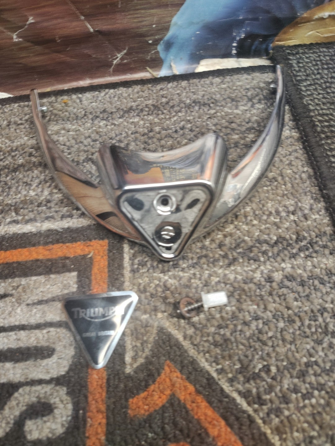06-18 Triumph Rocket III Classic Roadster Front Fender Tip
