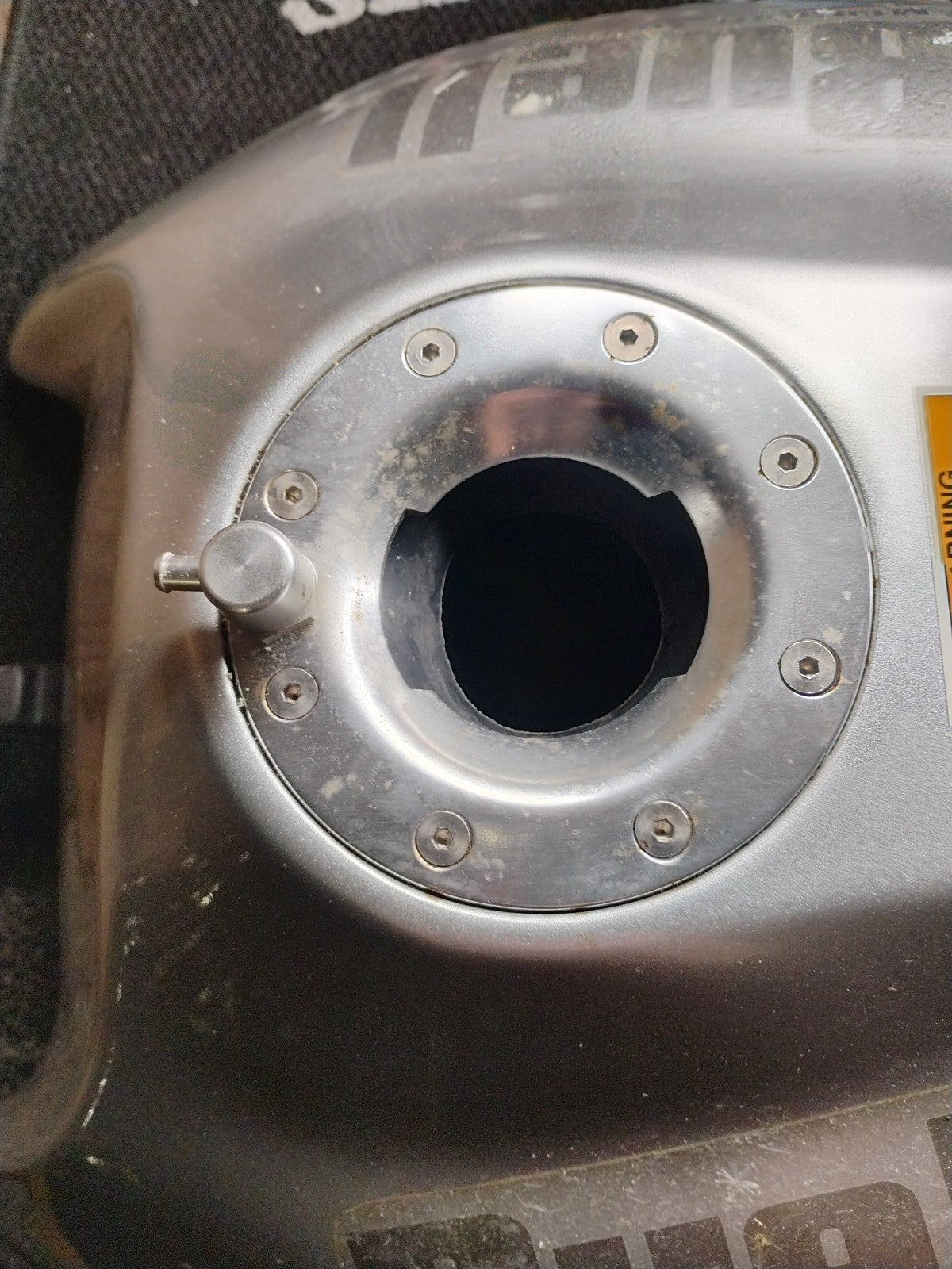 2002 Buell M2 Cyclone Silver Manta Ray Gas Fuel Tank OEM
