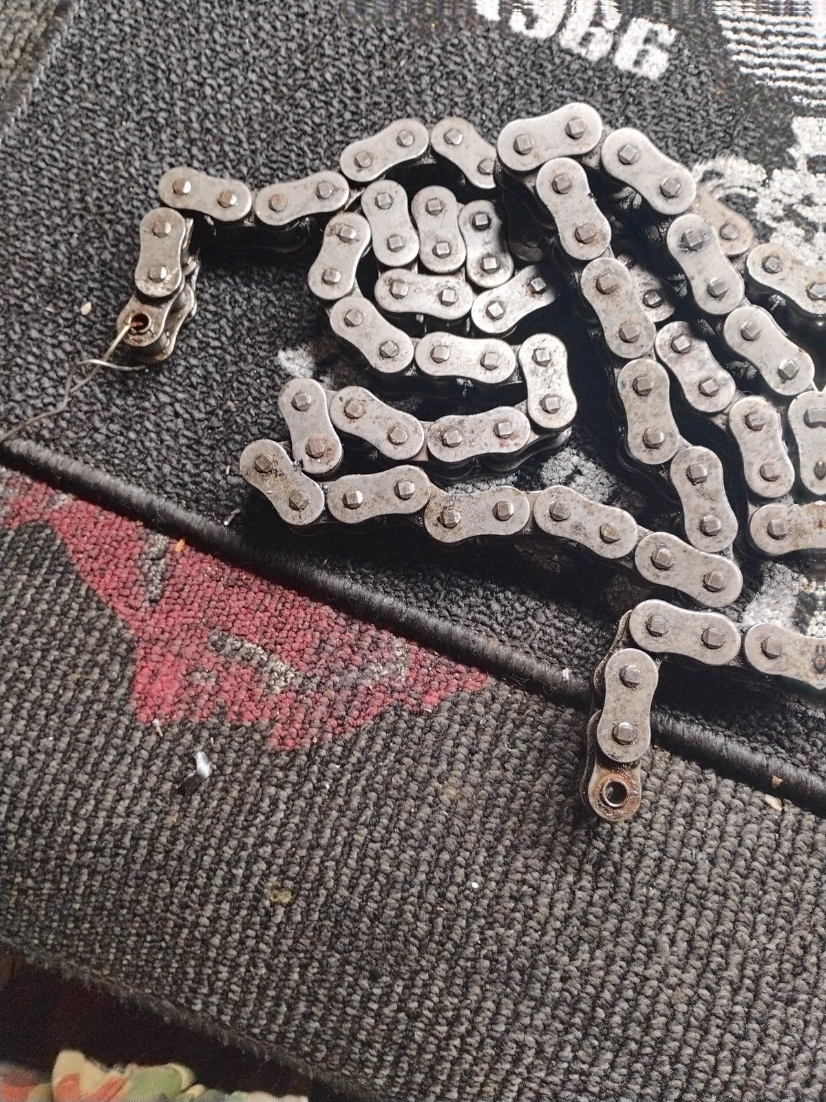 Diamond roller chain, likely a 530XL0 Missing Master Link
