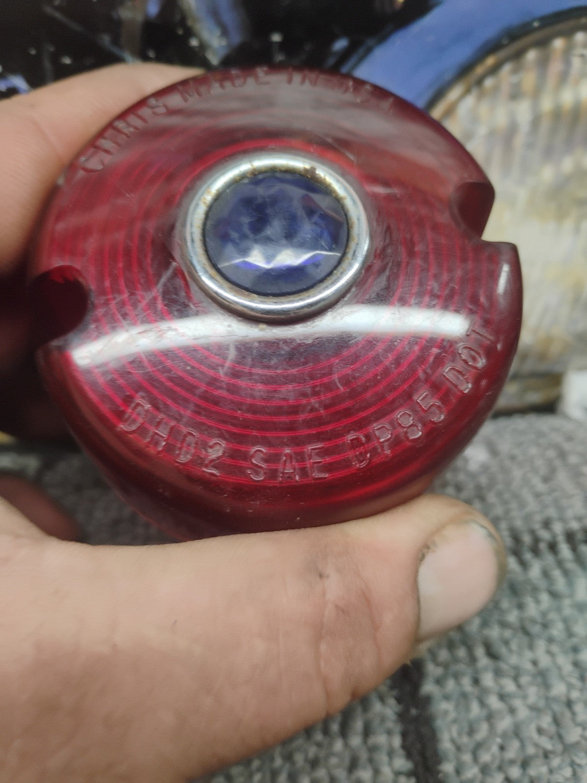 V-Twin Turn Signal Lens Red with Blue Dot for Harley Davidson