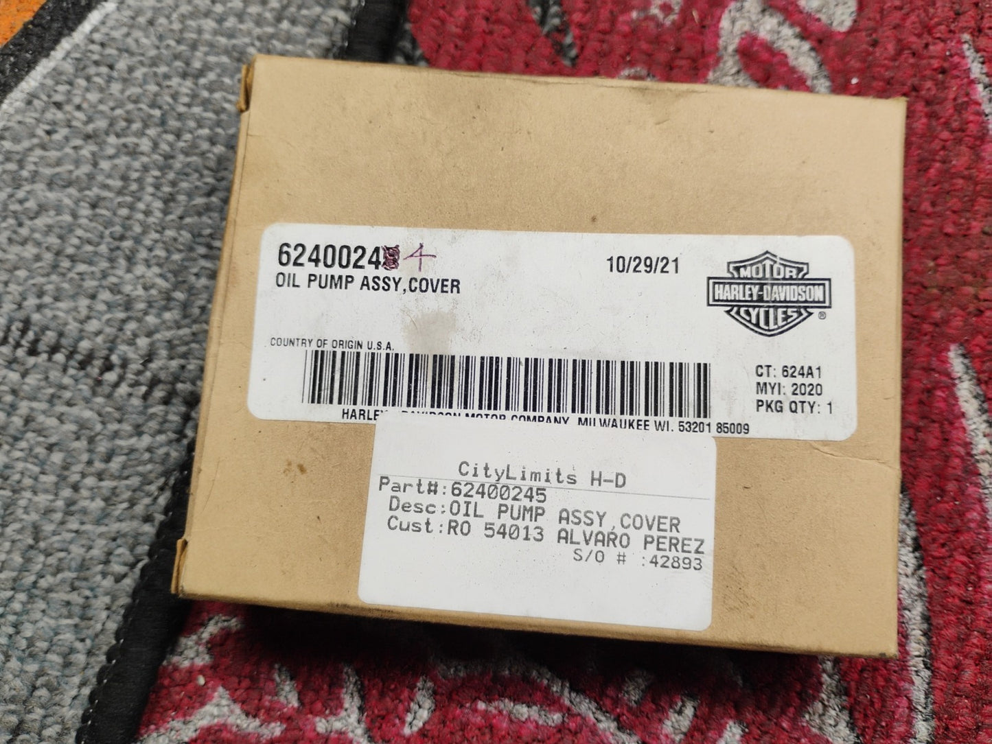 HARLEY DAVIDSON Oil Pump Assy Cover 62400244