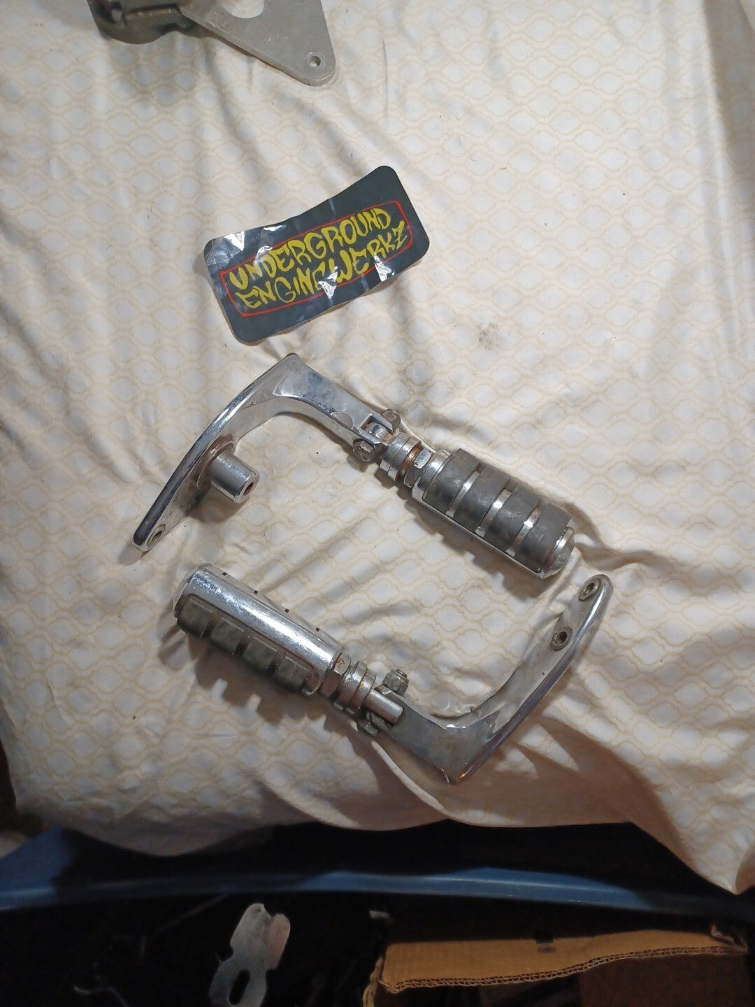 1998 HARLEY-DAVIDSON DYNA WIDE GLIDE FXDWG FRONT FOOT REST PEG STEPS Oem