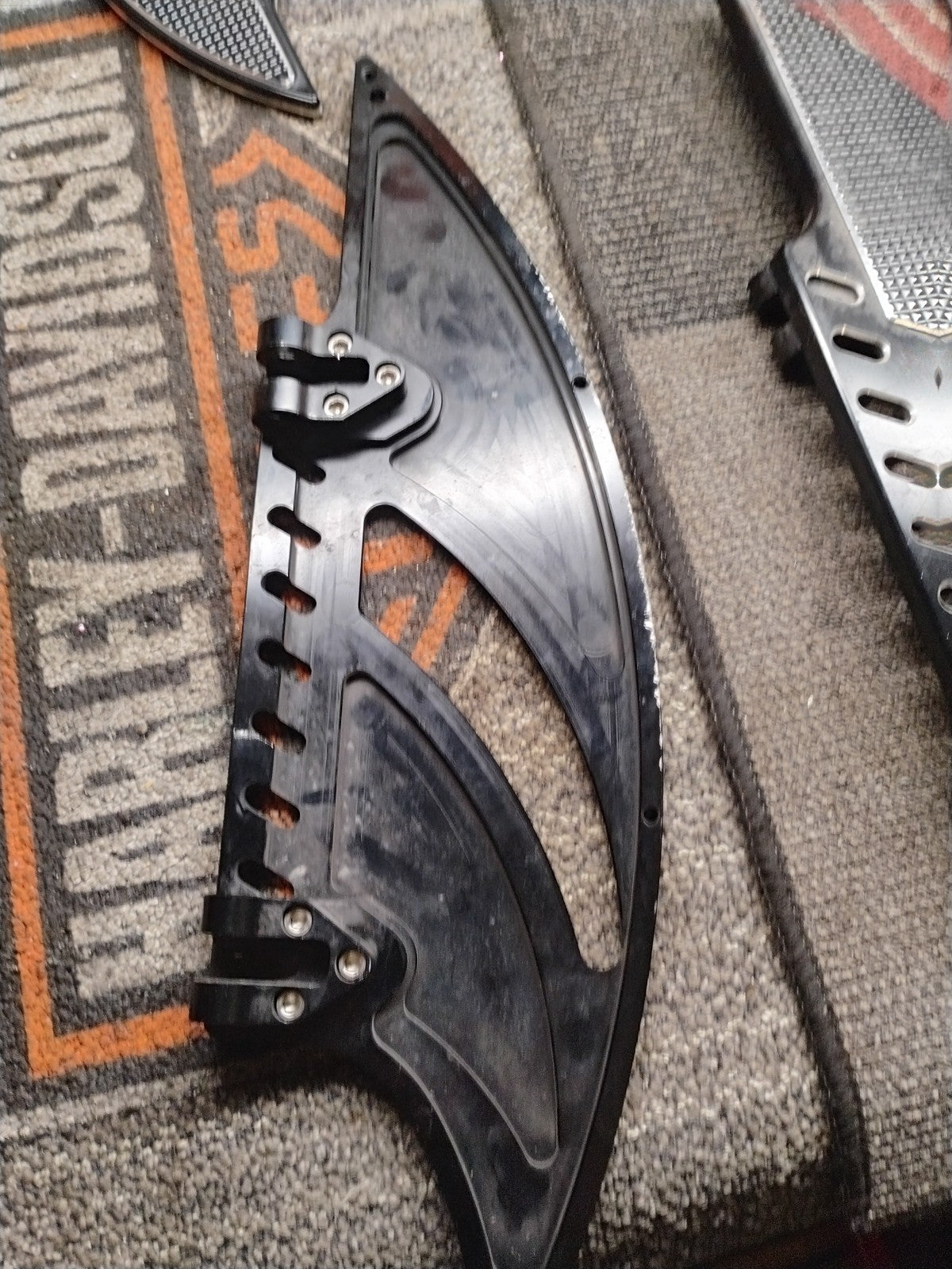 09-23 Harley Davidson Touring Set Front Footrest Floorboard FootBoard
