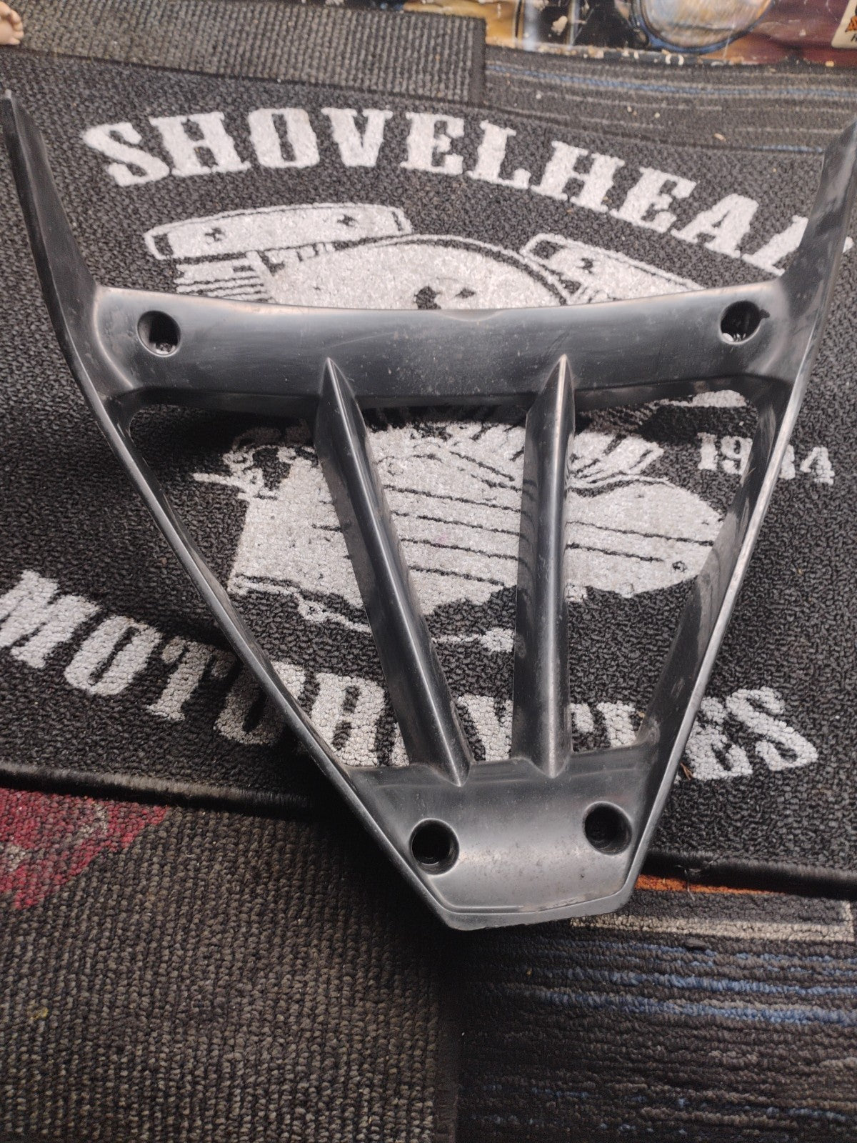 05 Yamaha R1 Lower V Fairing Plastics