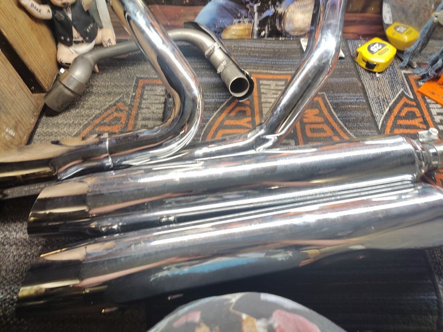 Harley Davidson M8 Exhaust Syst/Chrome 64900236A Slash Tip SlipOn Mufflers