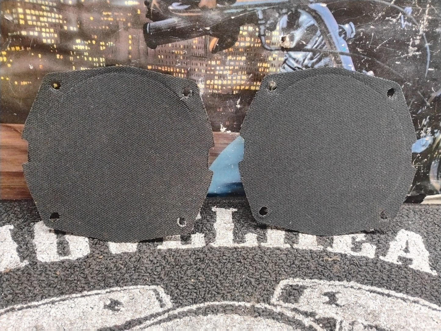 HARLEY DAVIDSON ELECTRA GLIDE FLHTC OEM SPEAKER PAIR 77010-06 TOURING