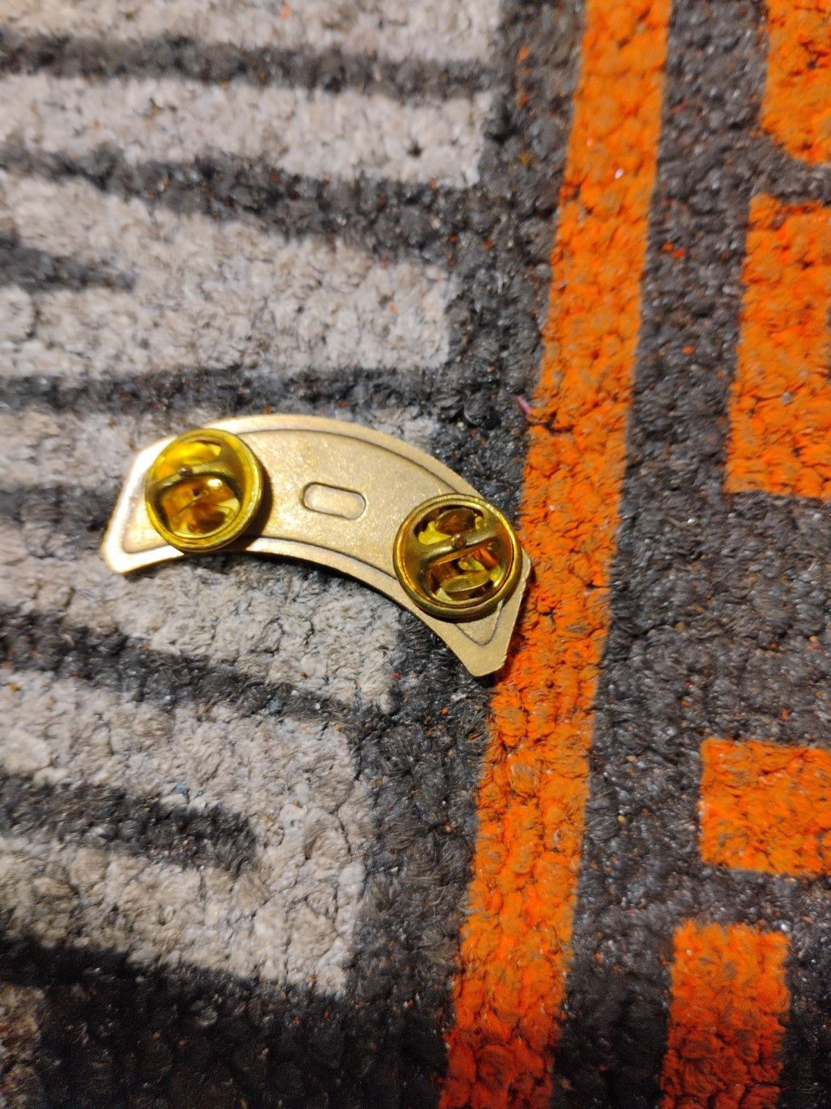 HARLEY DAVIDSON OWNERS GROUP HOG H.O.G. ROCKER 2000 VEST JACKET HAT PIN