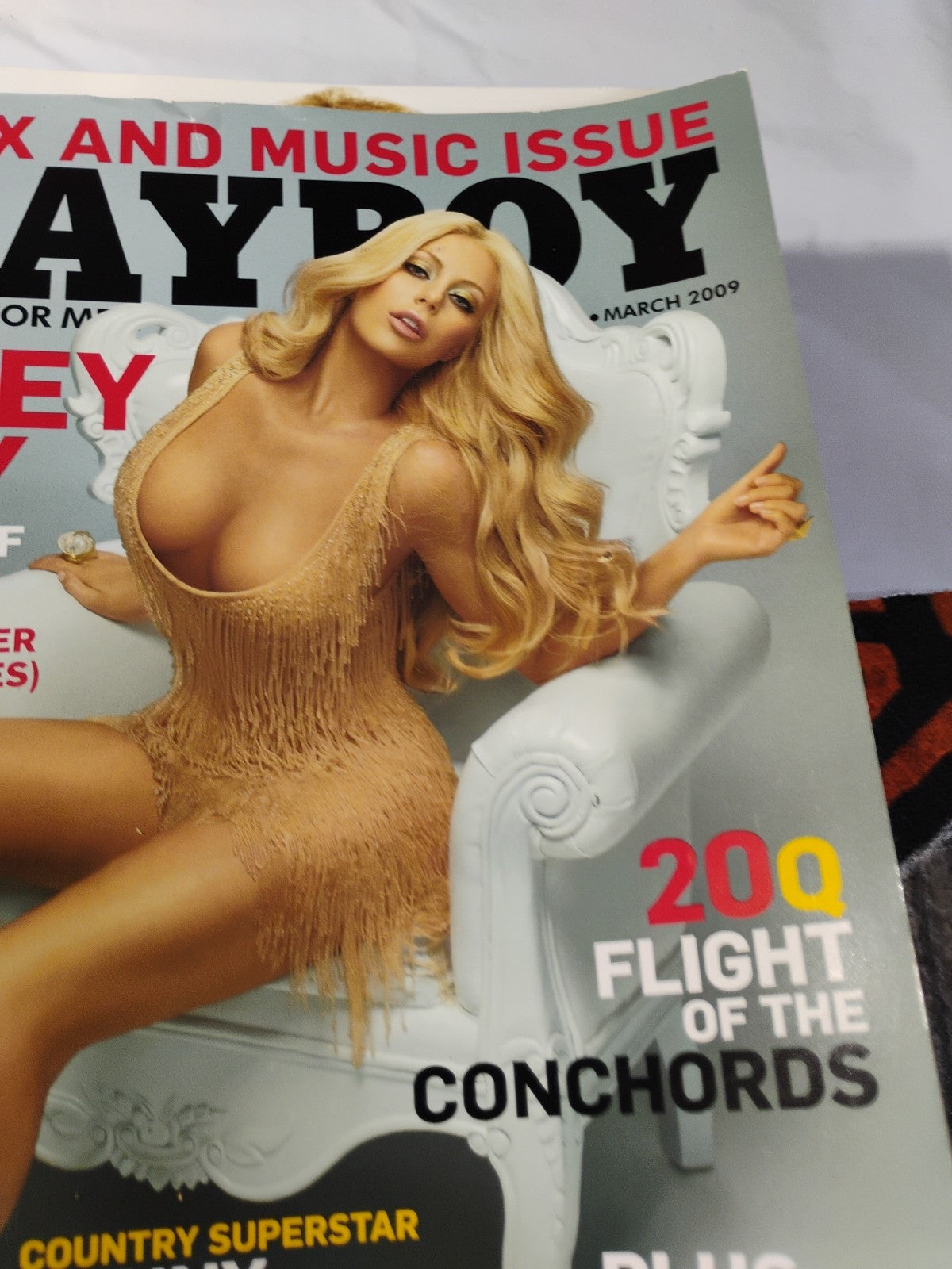 March 2009 Playboy Magazine - Aubrey O'Day Cover & Pictorial