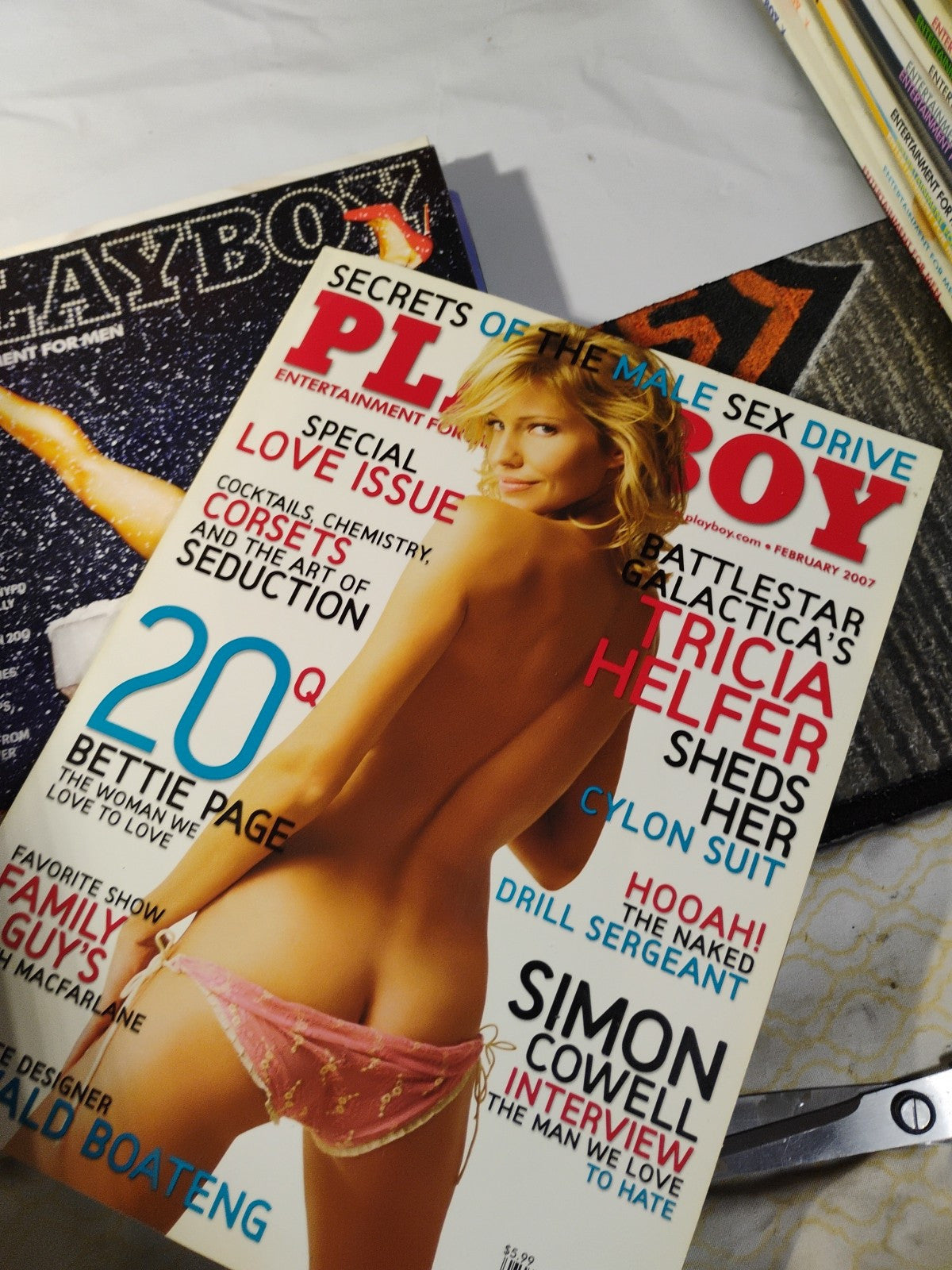 Playboy Magaz February 2007 - Tricia Helfer, Battlestar Galactica, Bettie Page