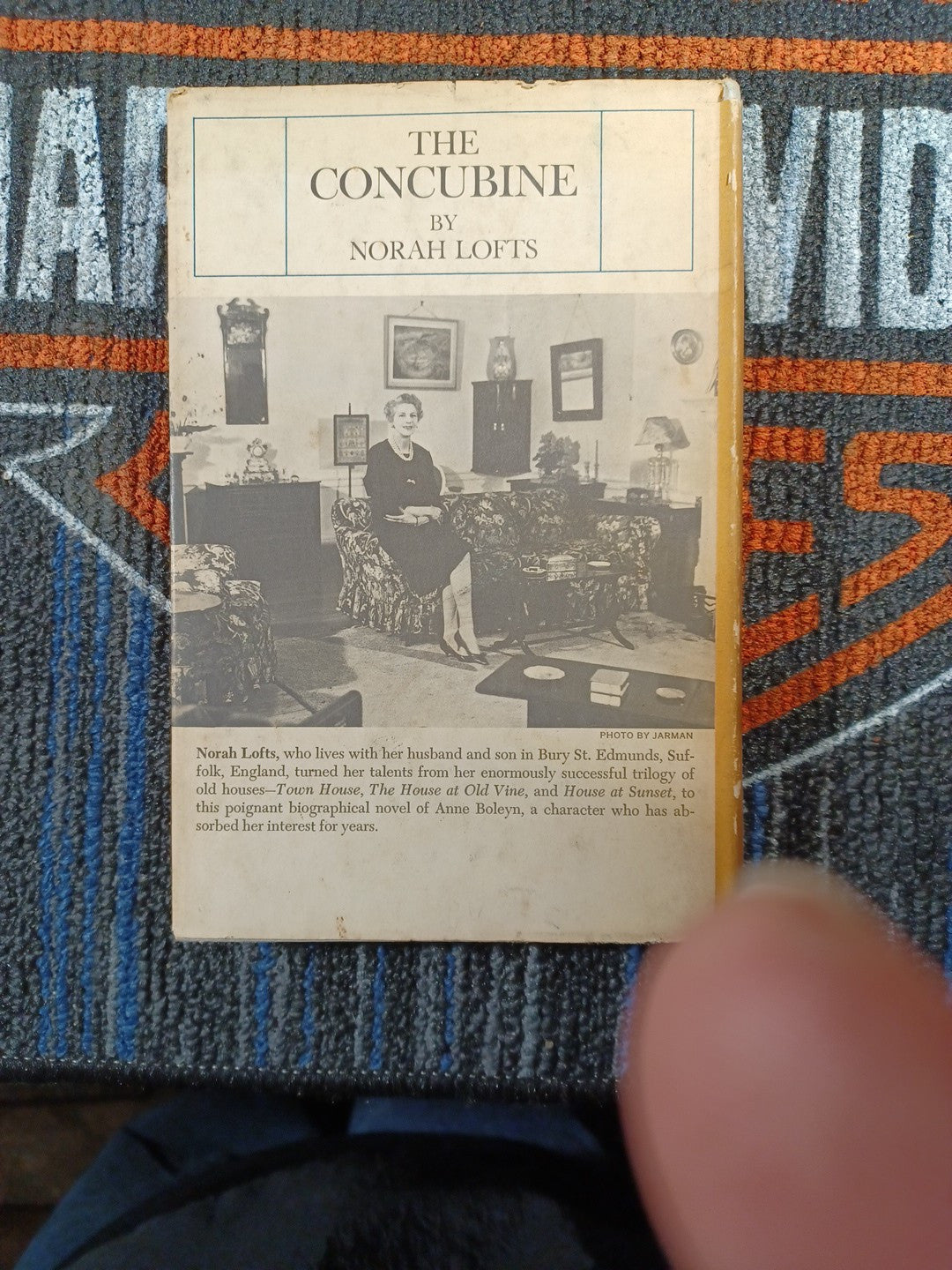 The Concubine A Story of Anne Boleyn Hardcover by Norah Lofts Vintage BCE