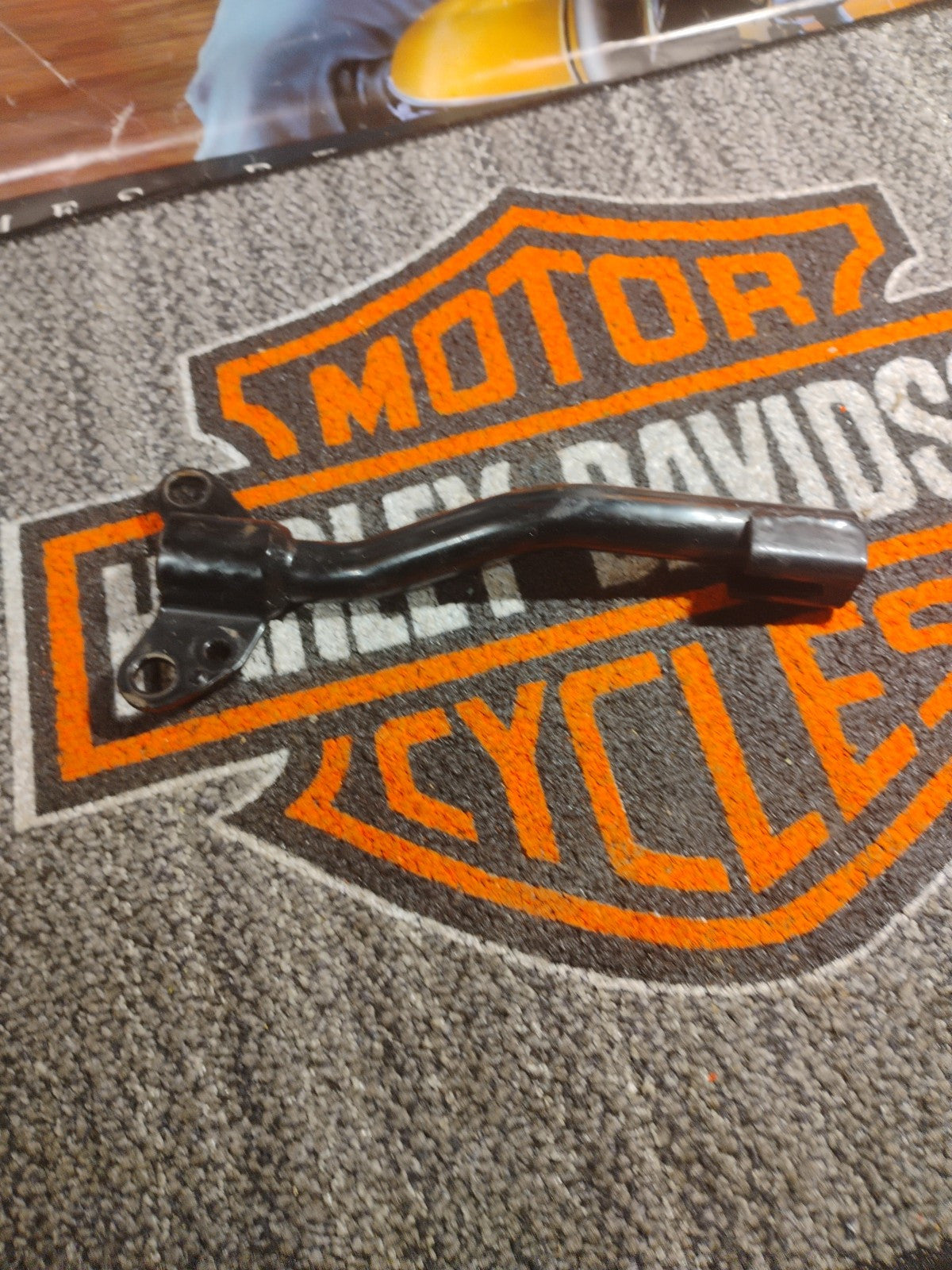 RARE Genuine Harley Davidson Dyna FXD Exhaust Muffler Mount Bracket 2007