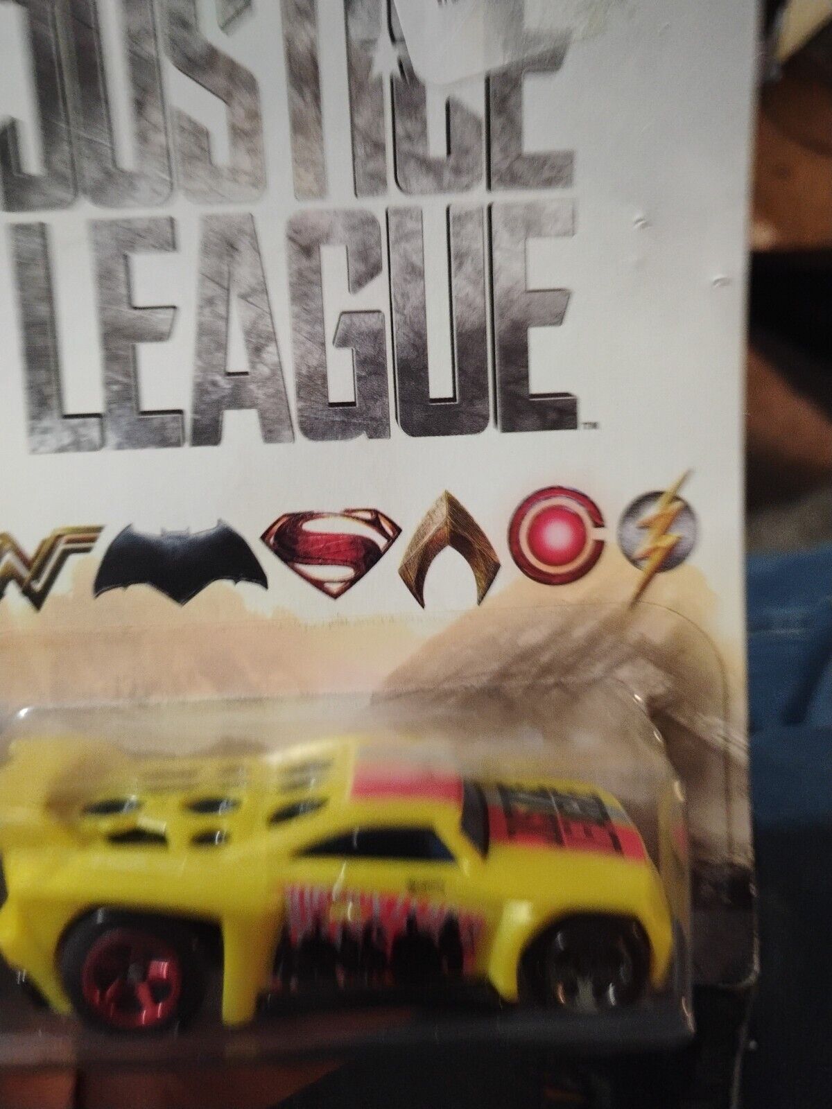 Hot Wheels Dc Justice League Bassline Yellow 7/7