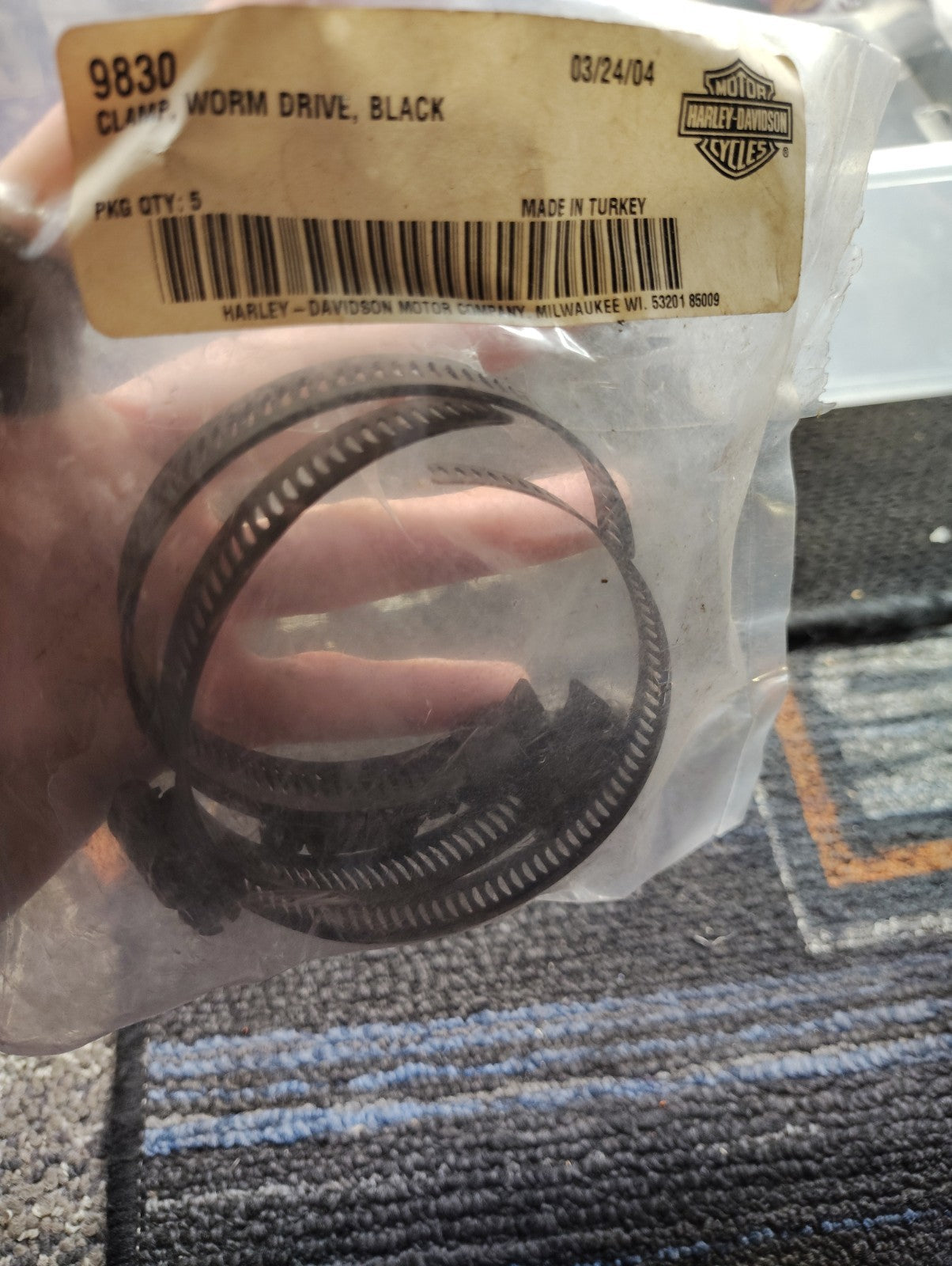 Harley-Davidson OEM 9830 Black Worm Drive Clamp Genuine NOS