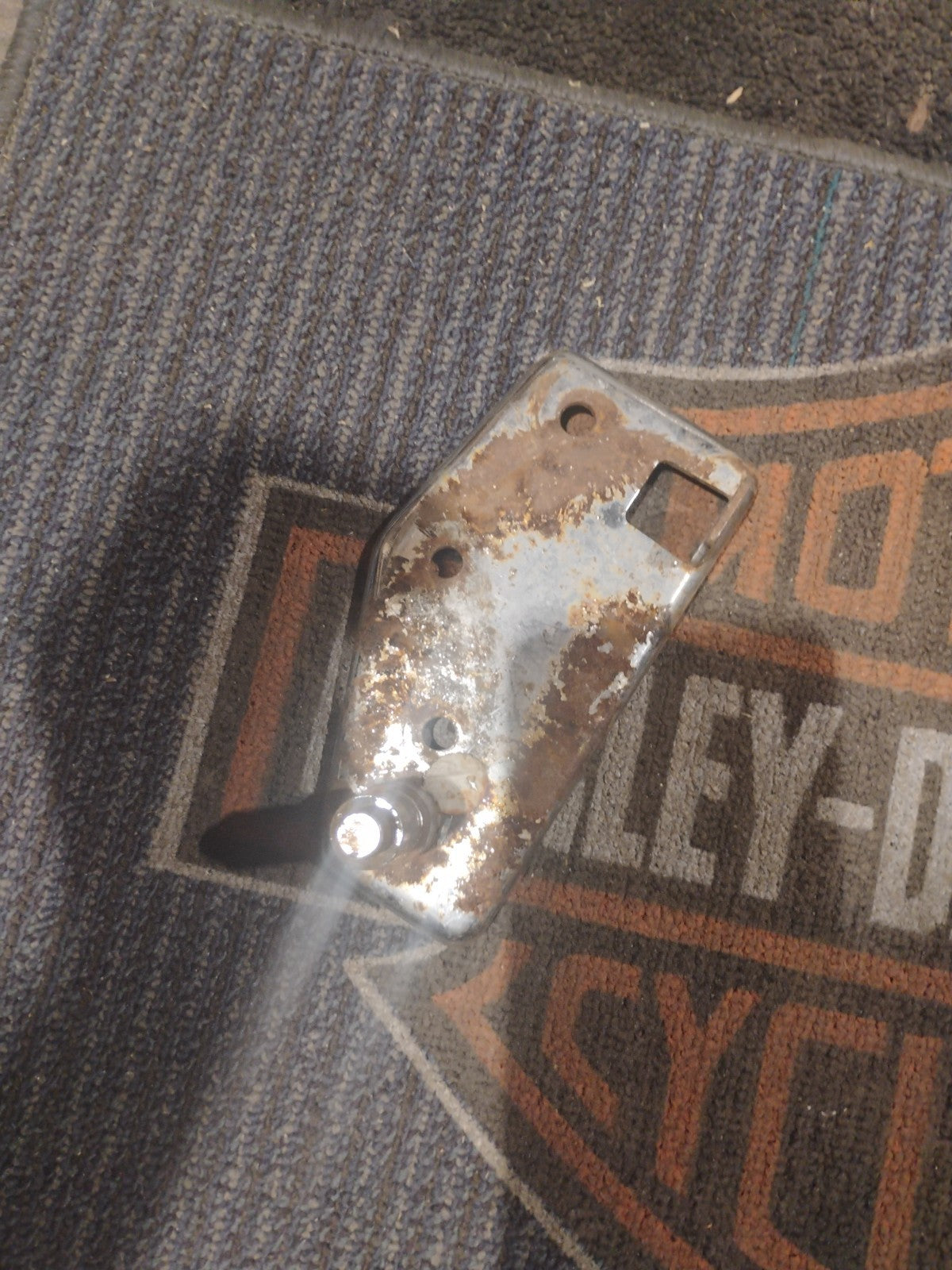 HARLEY DAVIDSON 1970-1979 SHOVELHEAD FLH REAR BRAKE PEDAL MOUNT 875B