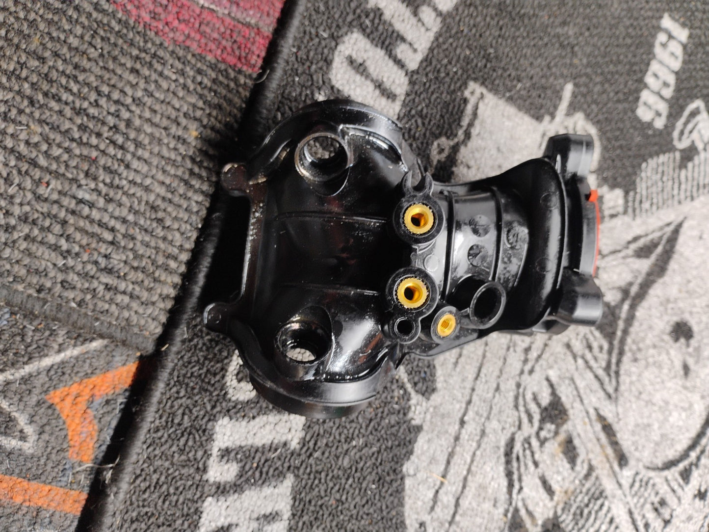 1 Harley Davidson Genuine 17-23 107 & 114 55MM M8 Intake Manifold 27300121