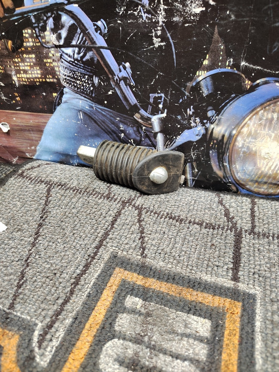 HARLEY DAVIDSON FXR OEM 50647-82 DRIVER FOOTPEG