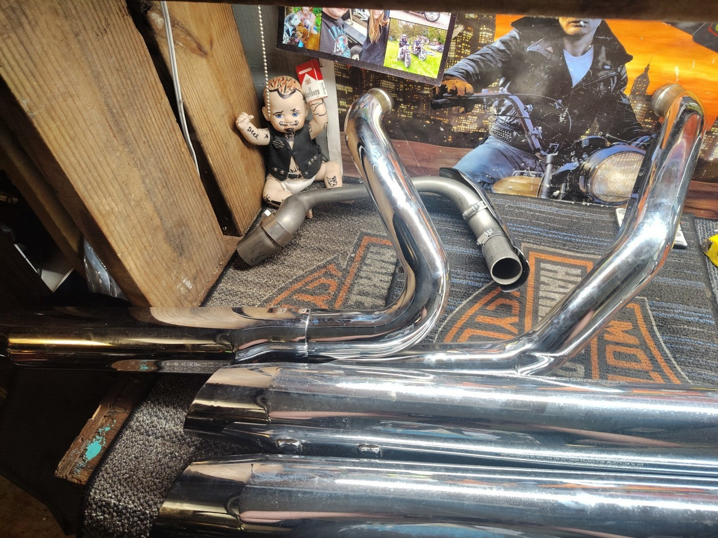 Harley Davidson M8 Exhaust Syst/Chrome 64900236A Slash Tip SlipOn Mufflers