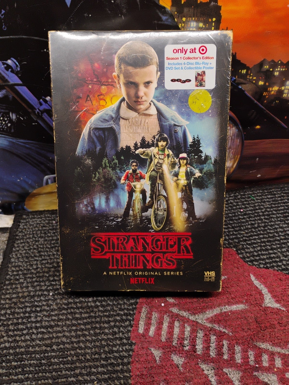 Brand New Stranger Things Season 1 Blu-Ray DVD VHS Target Collector's Edition