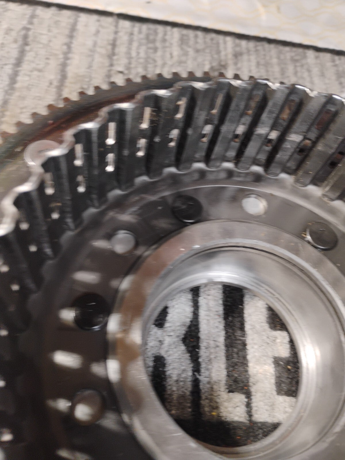 Harley Davidson 1994-1997 Big Twin Clutch Shell With Sprocket 5 Speed