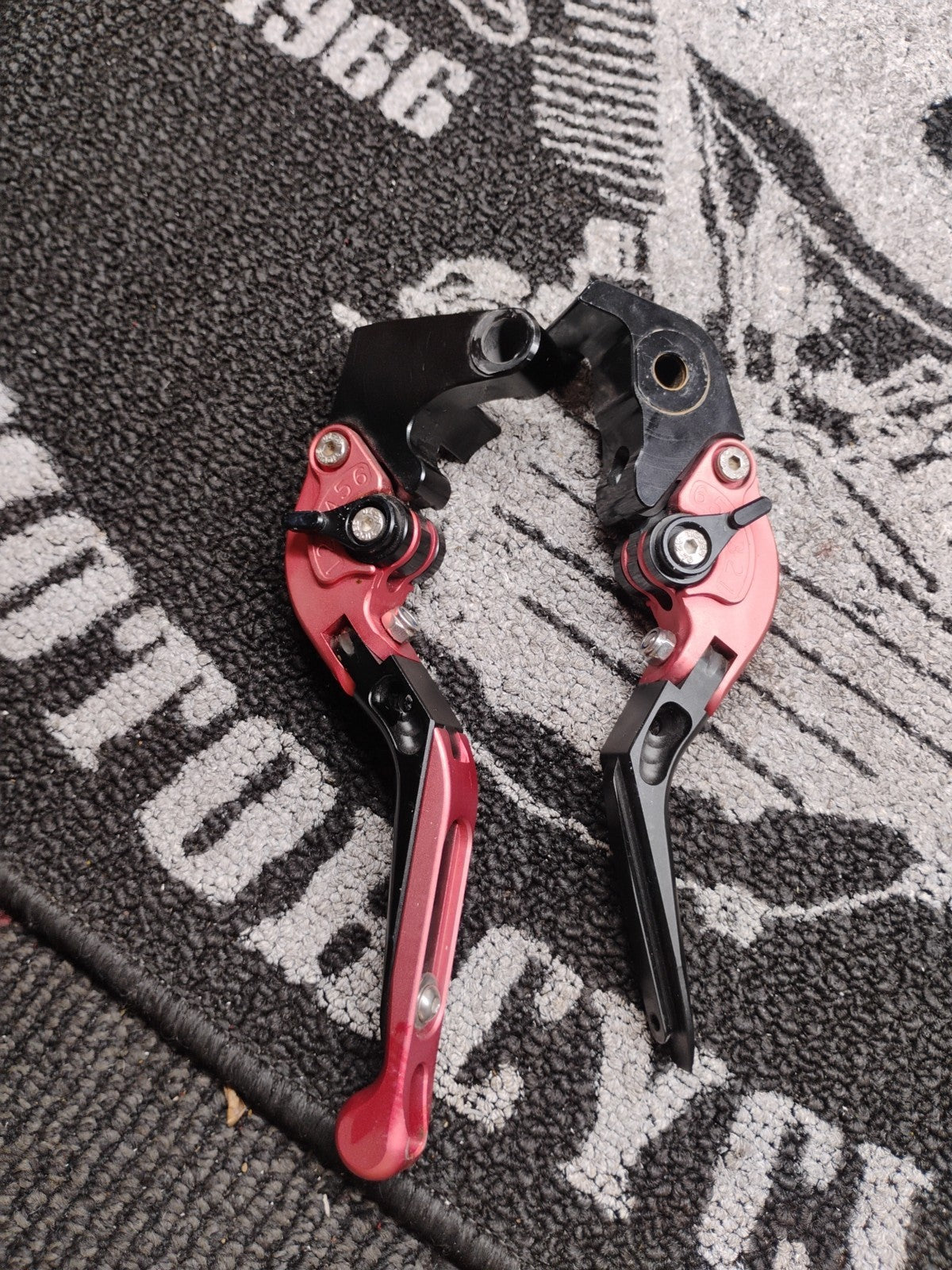 OEM Yamaha R1 Adjustable Clutch and Brake Lever Set Red