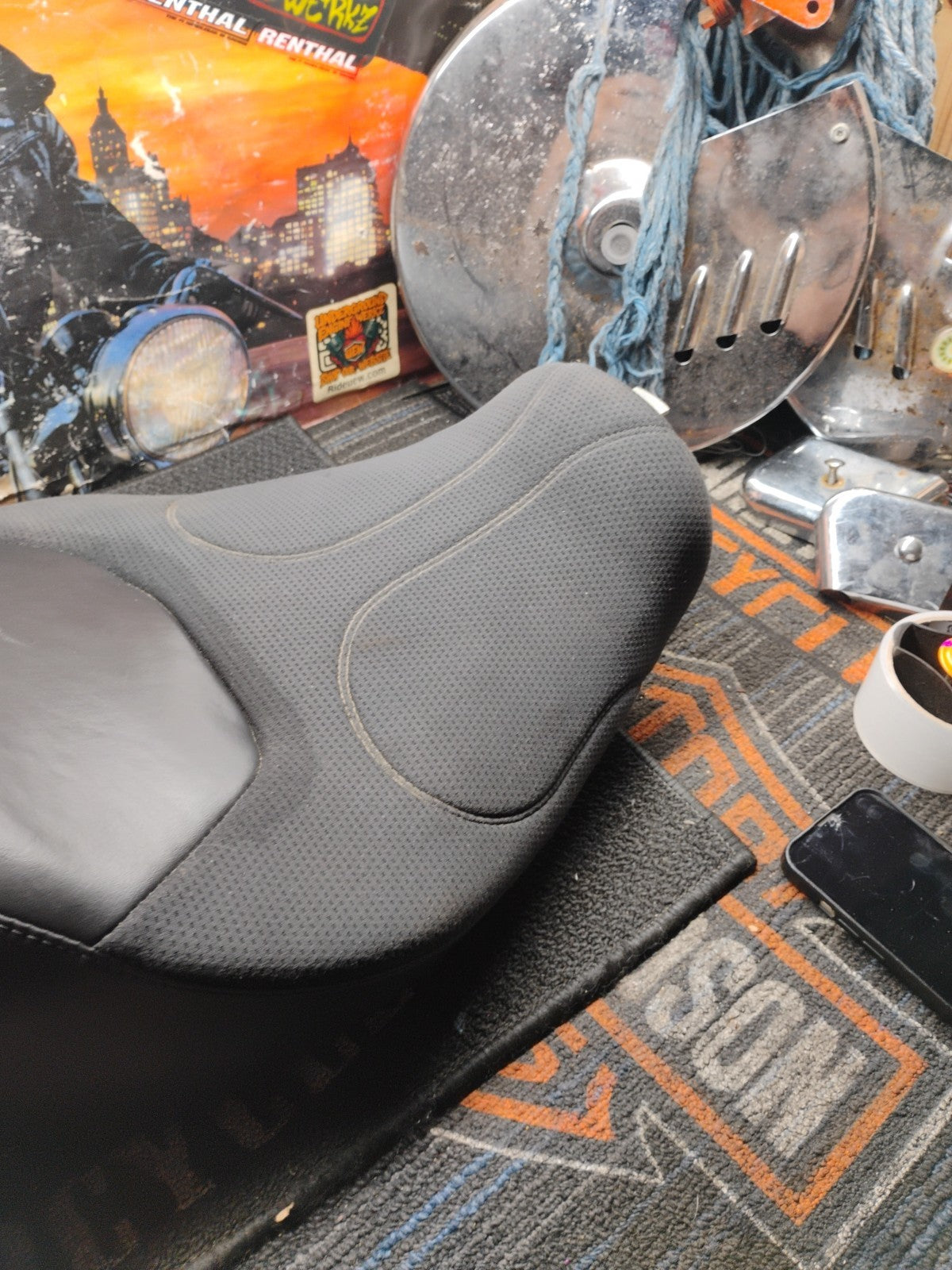 OEM Harley-Davidson Road Zeppelin Air Seat Dyna 2006-Up 52000147