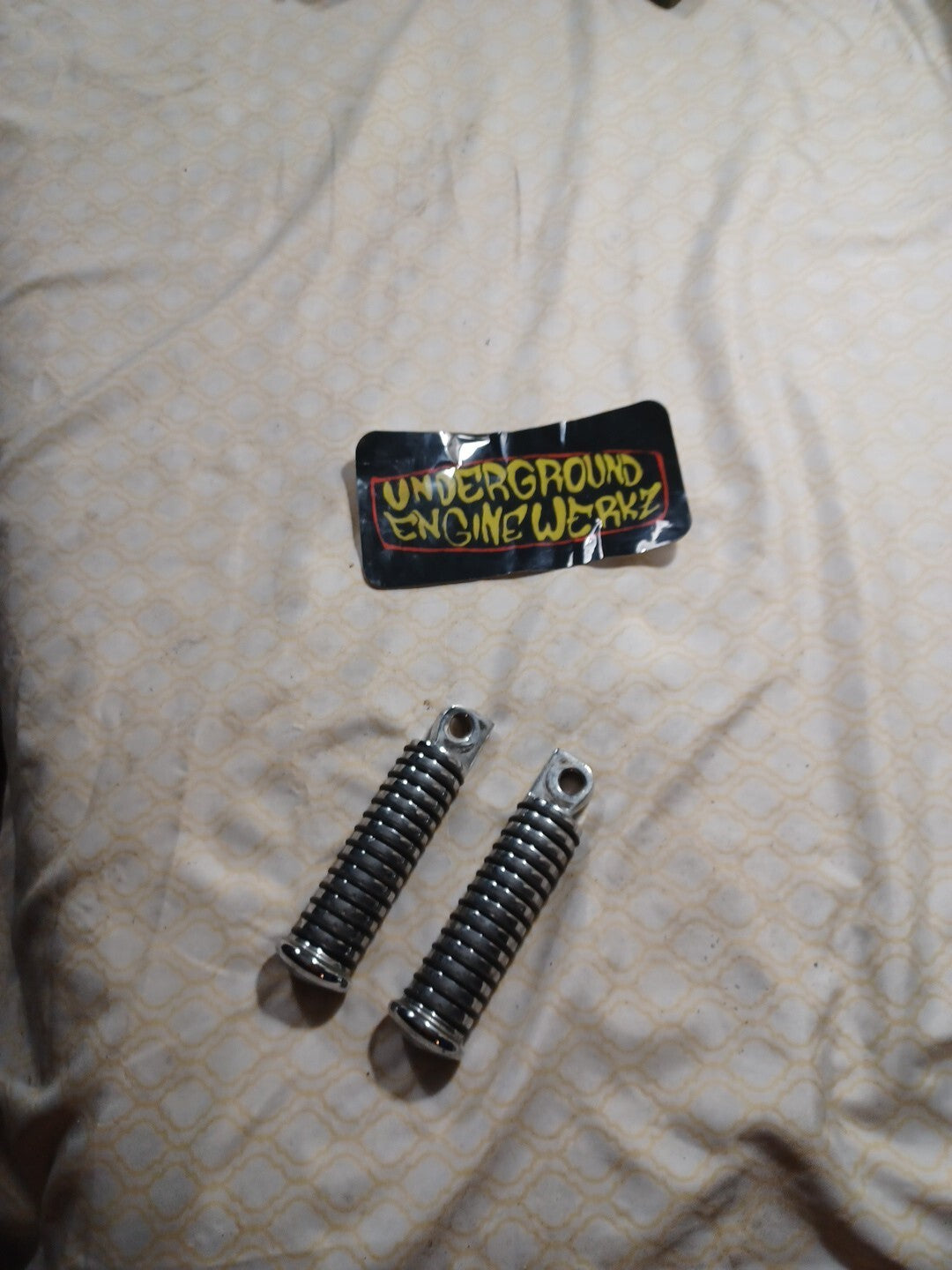 Harley Davidson Touring Softail Dyna Sportster Chrome Pegs OEM