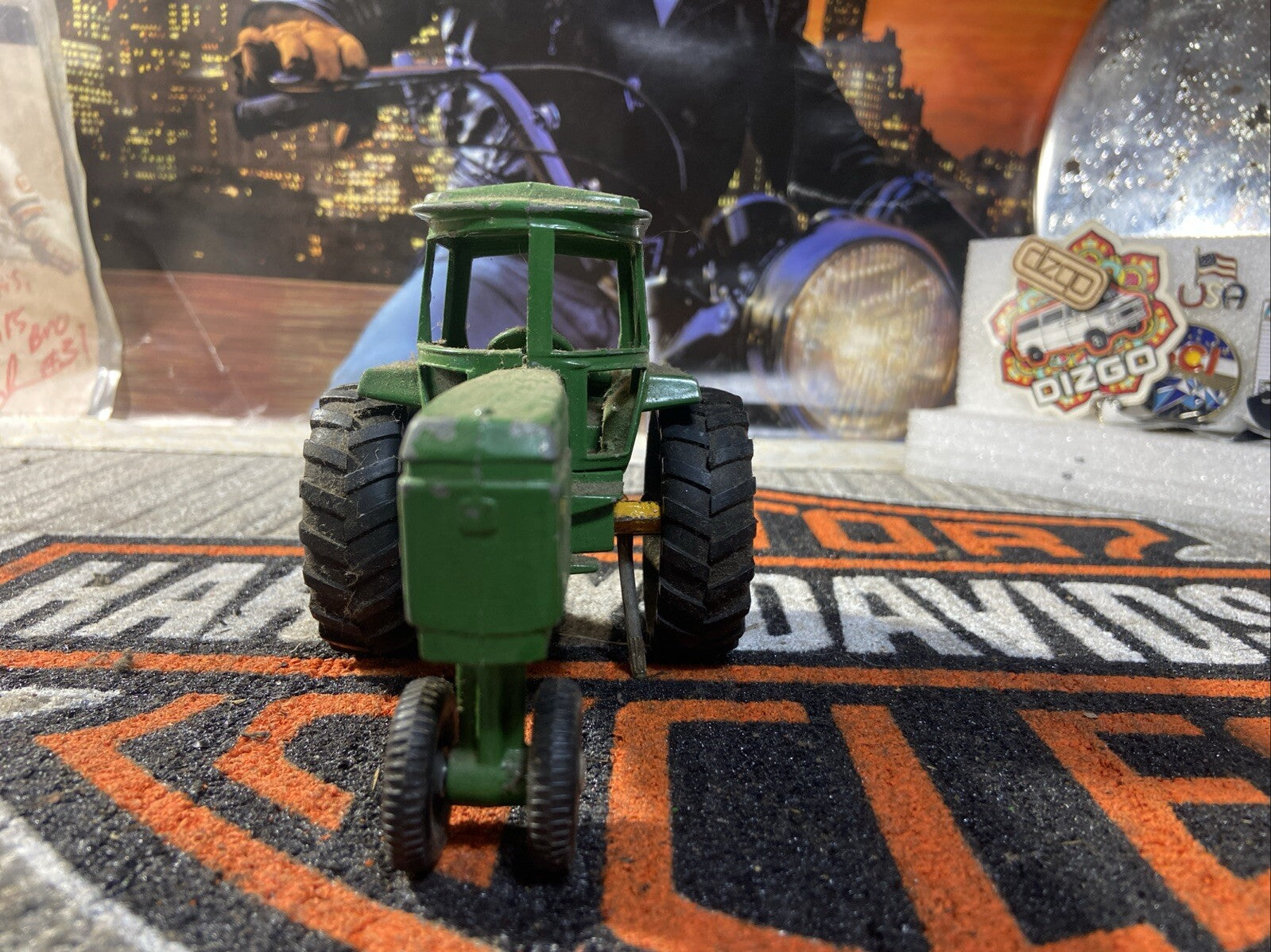 Ertl John Deere Metal Farm Toy Tractor