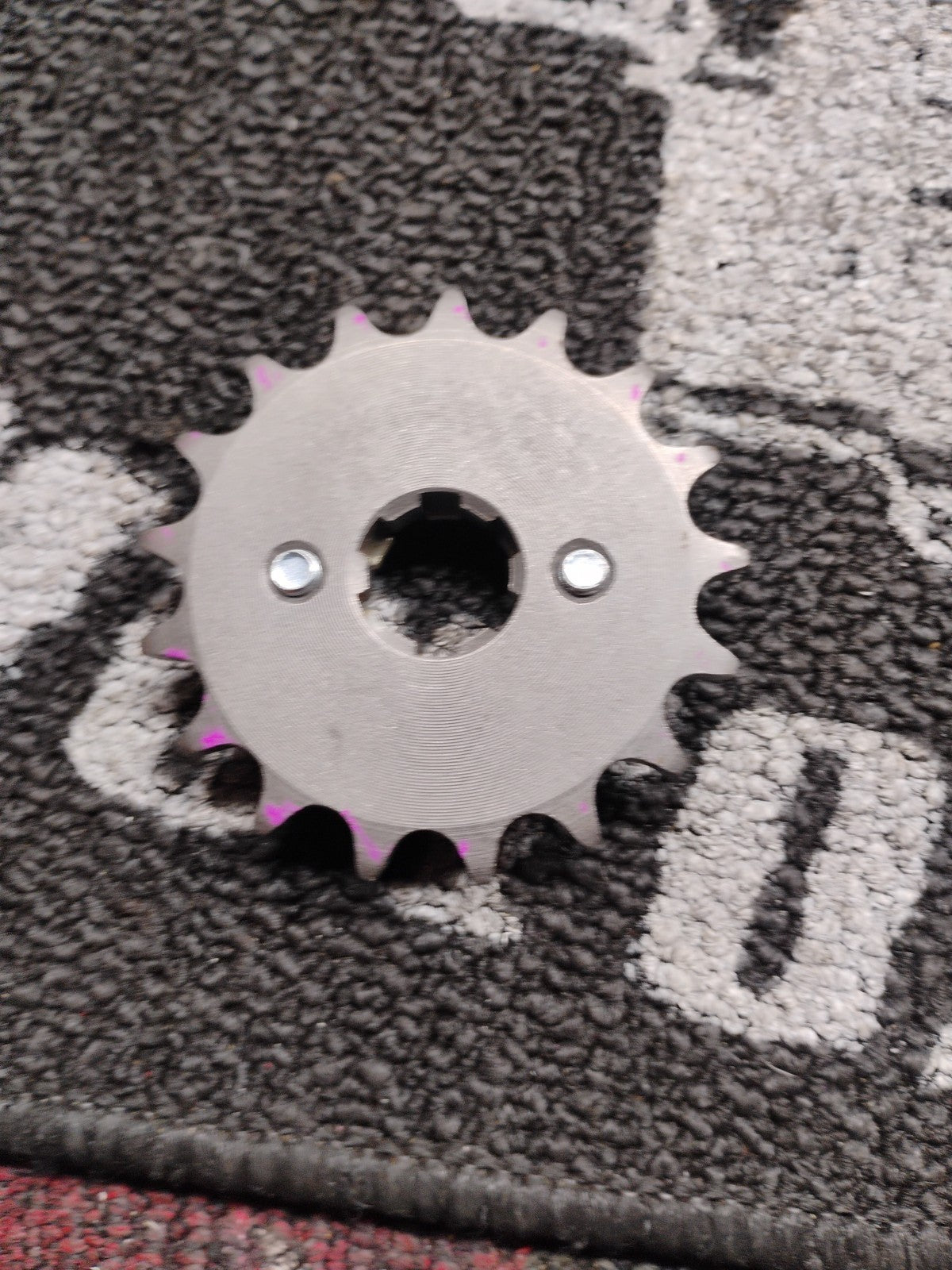 2023 23-24 HONDA XR150LE OEM SPROCKET DRIVE 17 T