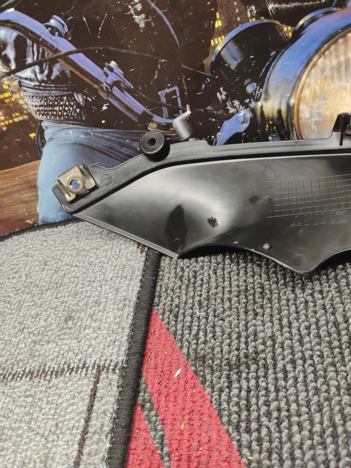 NOS OEM Yamaha Air Outlet Grill 2004-06 YZF-R1/R1 5VY-2837W-00