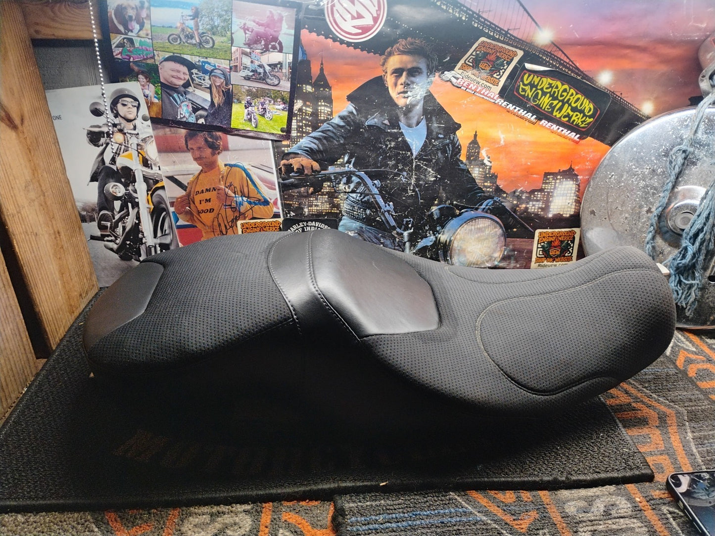 OEM Harley-Davidson Road Zeppelin Air Seat Dyna 2006-Up 52000147