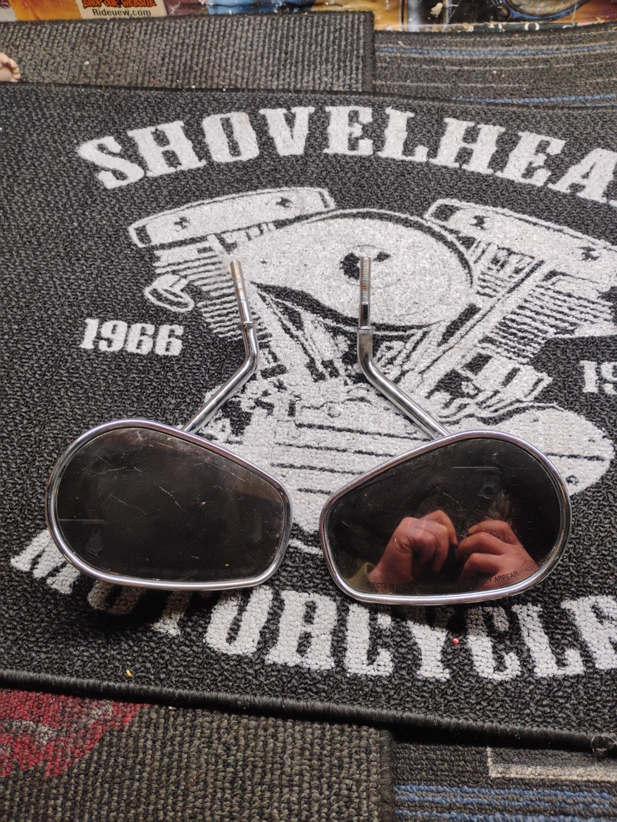 Set of 2 HARLEY DAVIDSON Short Stem Mirrors L E11 001084 Chrome Left/Right Pair
