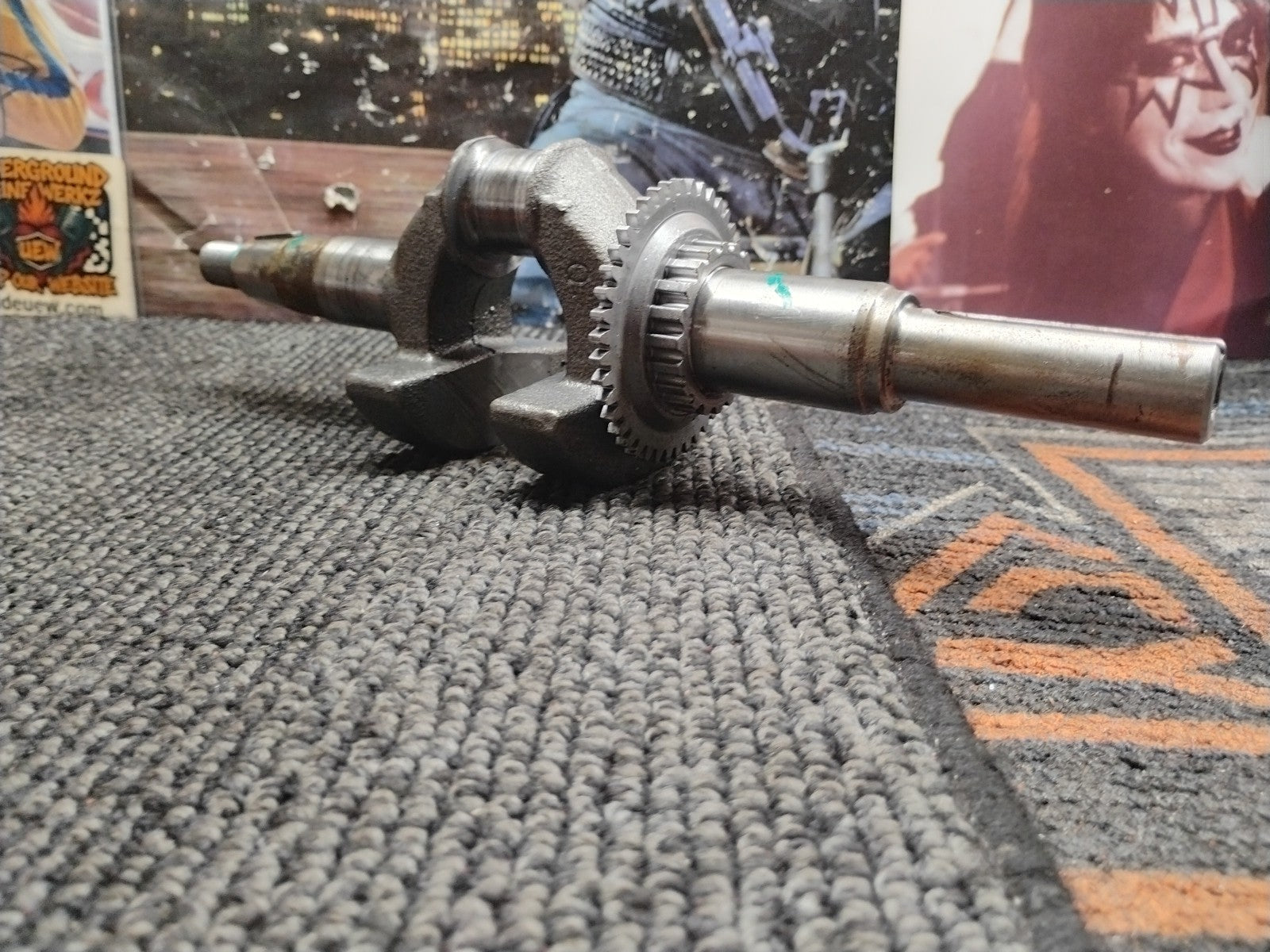 briggs & Stratton crankshaft #355 / R5 / 66