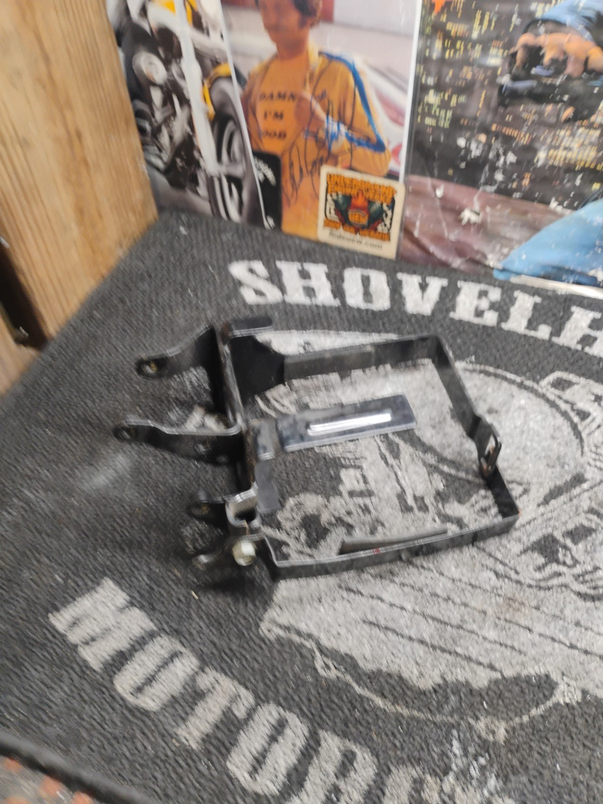 2005 05 Harley Davidson Sportster XL883 XL 883 Battery Box Tray