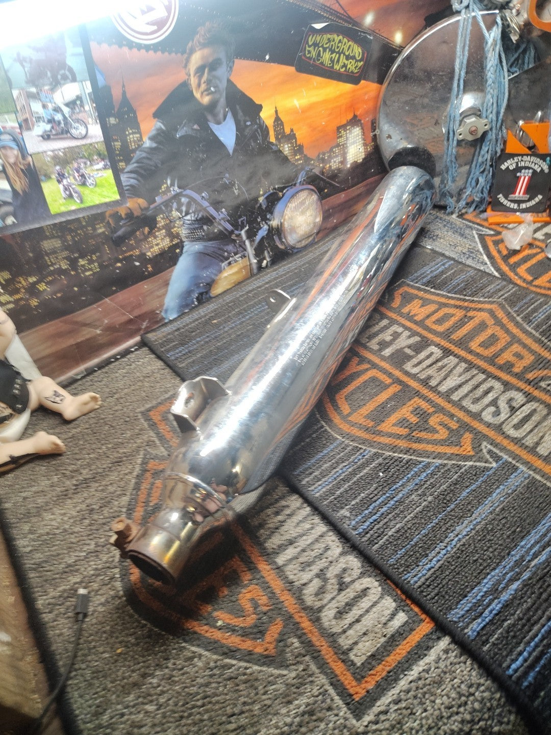 Harley-Davidson Dyna FLD Rear Chrome Exhaust Muffler 65906-12 2012-2016