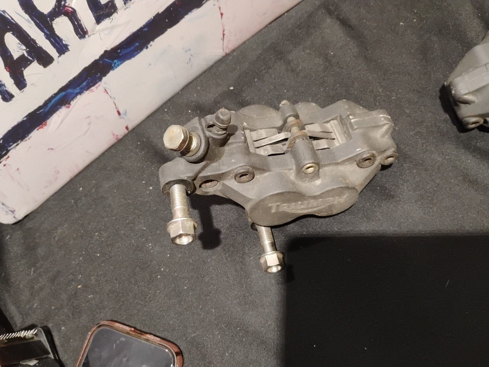 Triumph 1999 Sprint 955 Front Brake Calipers Left Right T2020398